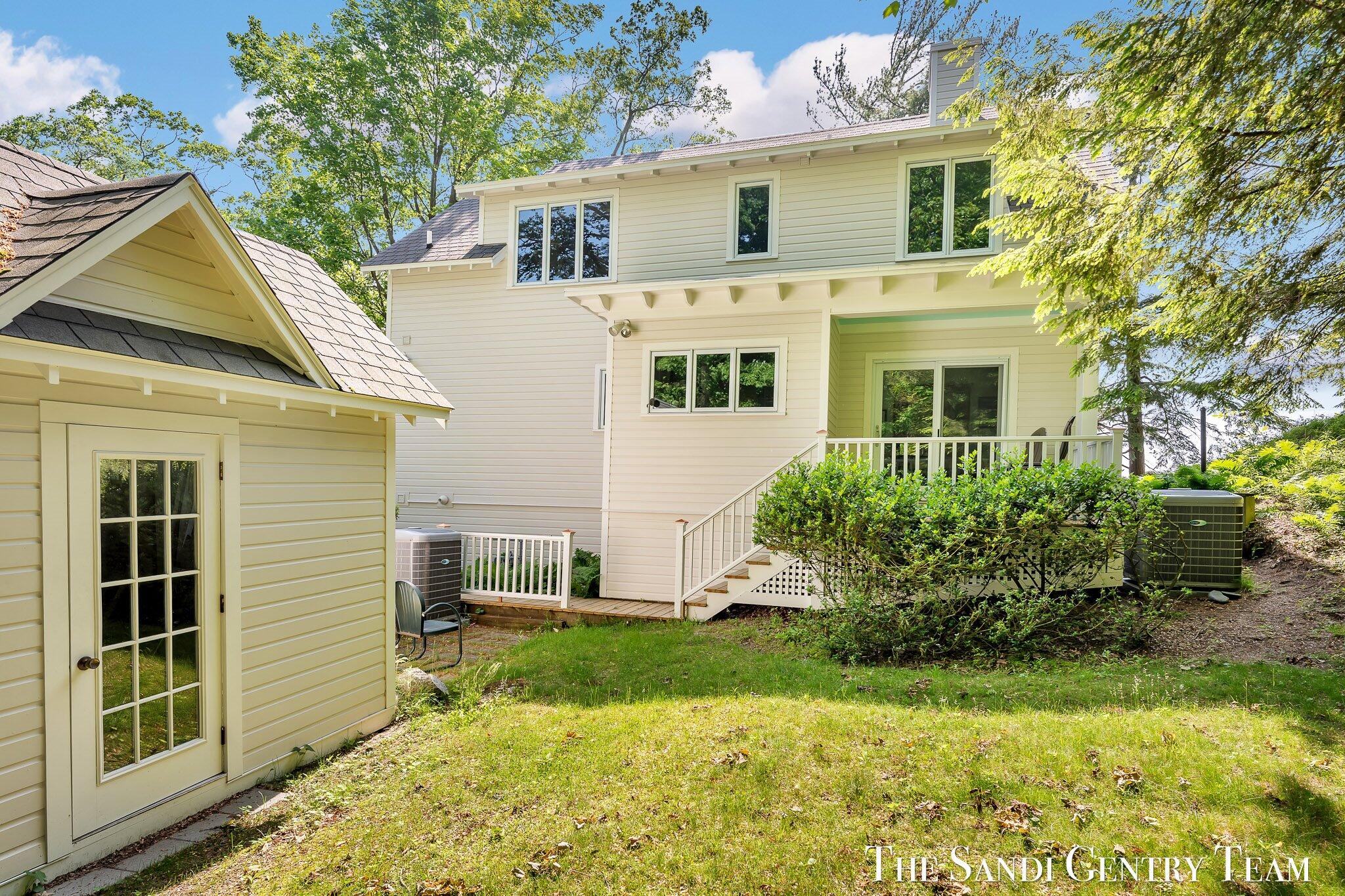 Grand Haven, Michigan, 49417, United States, ,4 BathroomsBathrooms,Residential,Active,1761642