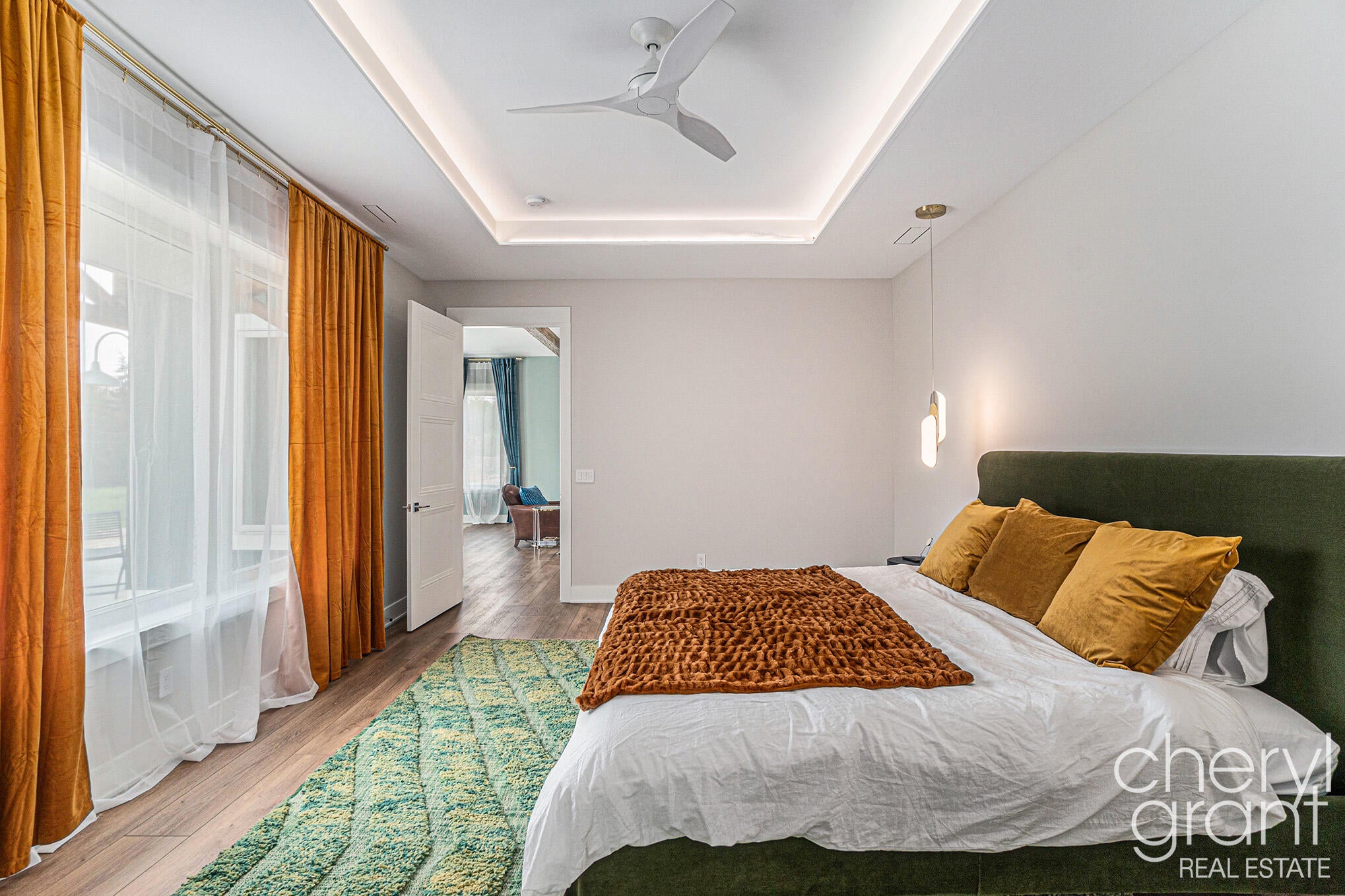 Fennville, Michigan, 49408, United States, 4 Bedrooms Bedrooms, ,4 BathroomsBathrooms,Residential,Active,1964494