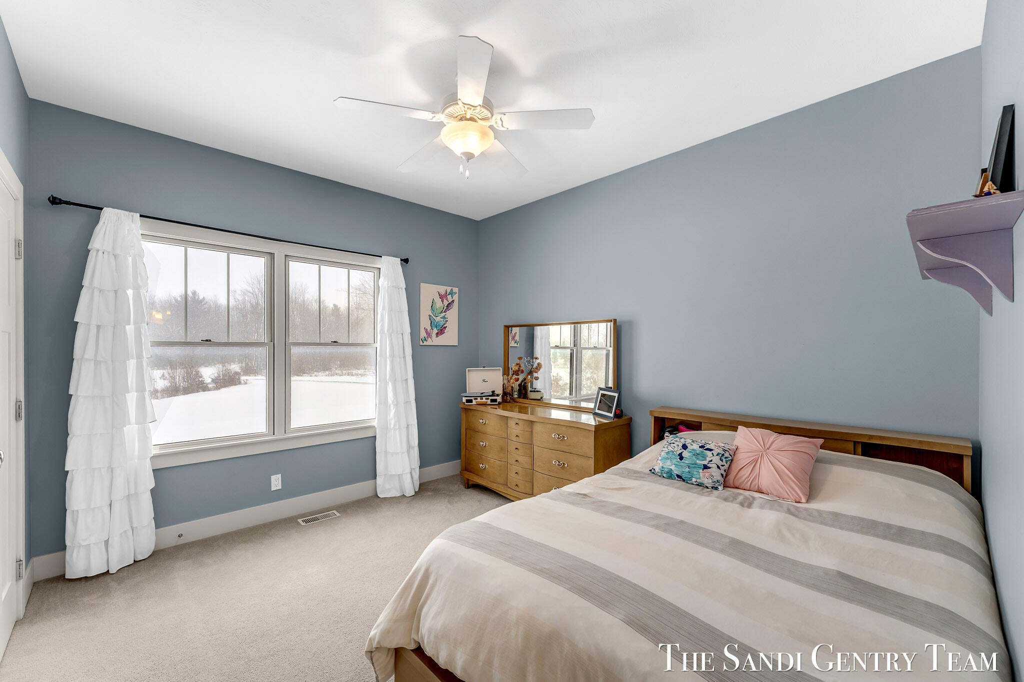 West Olive, Michigan, 49460, United States, 4 Bedrooms Bedrooms, ,4 BathroomsBathrooms,Residential,Active,2001073