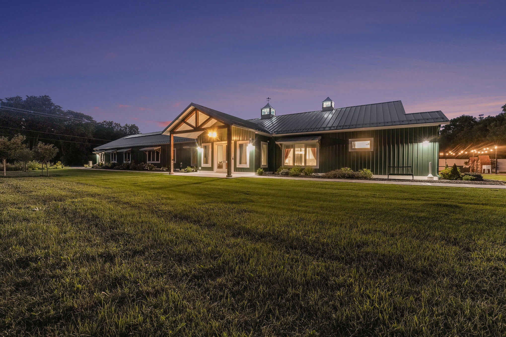 Fennville, Michigan, 49408, United States, 4 Bedrooms Bedrooms, ,4 BathroomsBathrooms,Residential,Active,1964494