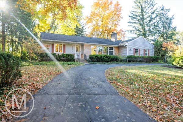 302 LAKEWOOD DR SE, GRAND RAPIDS, MI 49506 - Image 1