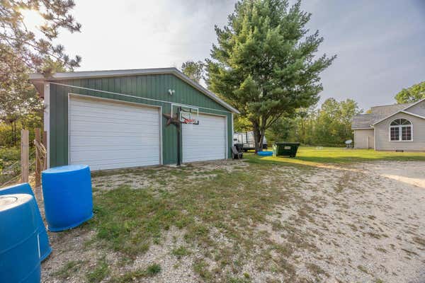 22192 7 MILE RD, REED CITY, MI 49677, photo 5 of 26