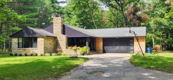 1851 MAPLE ISLAND RD, TWIN LAKE, MI 49457 - Image 1