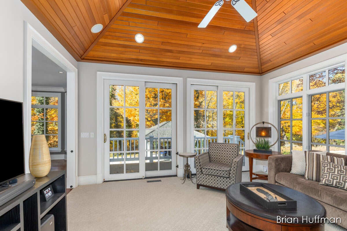 Grandville, Michigan, 49418, United States, 6 Bedrooms Bedrooms, ,9 BathroomsBathrooms,Residential,Active,1988461