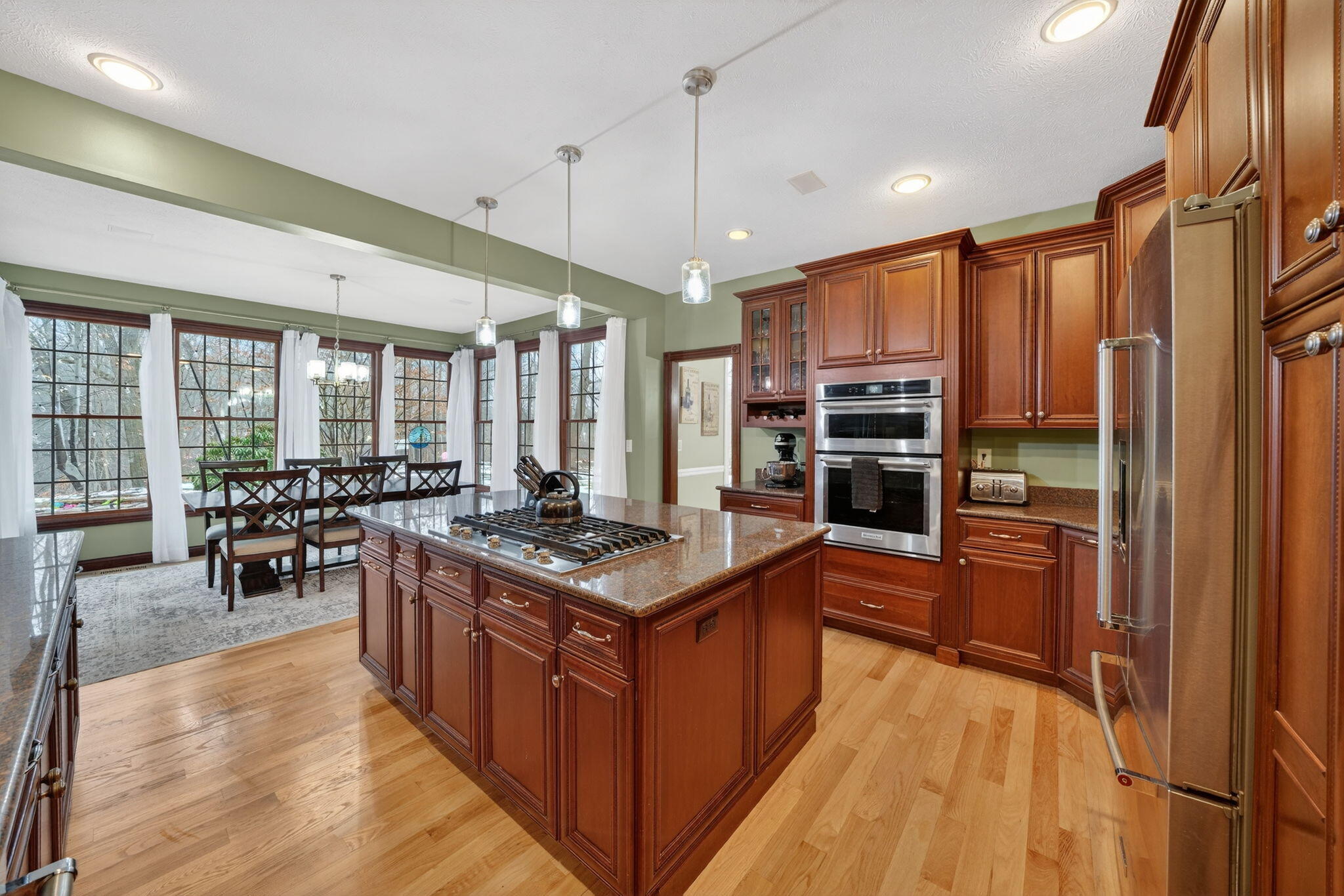 Stevensville, Michigan, 49127, United States, 5 Bedrooms Bedrooms, ,5 BathroomsBathrooms,Residential,Active,2008291