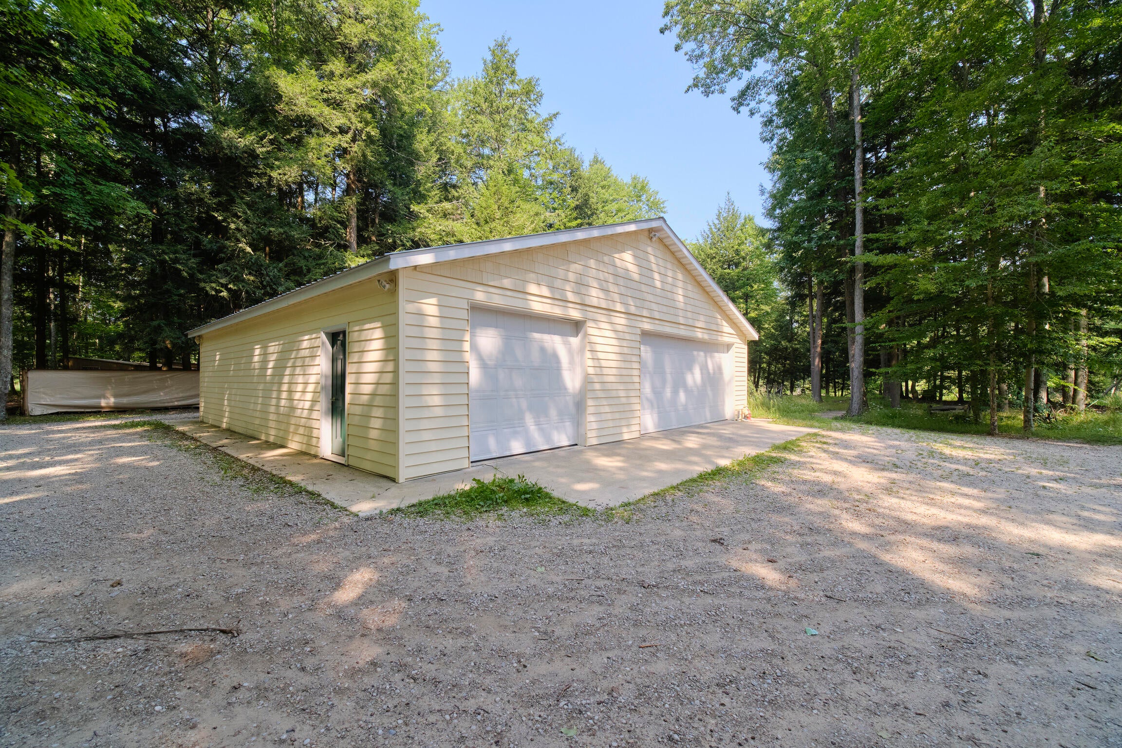 Manistee, Michigan, 49660, United States, 4 Bedrooms Bedrooms, ,4 BathroomsBathrooms,Residential,Active,1913051