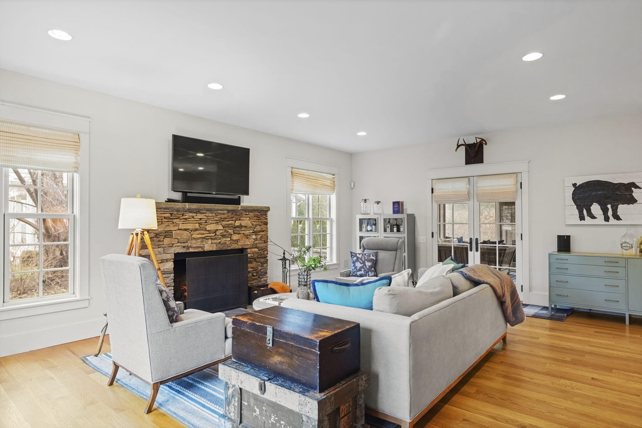 New Buffalo, Michigan, 49117, United States, 4 Bedrooms Bedrooms, ,3 BathroomsBathrooms,Residential,Active,2009867