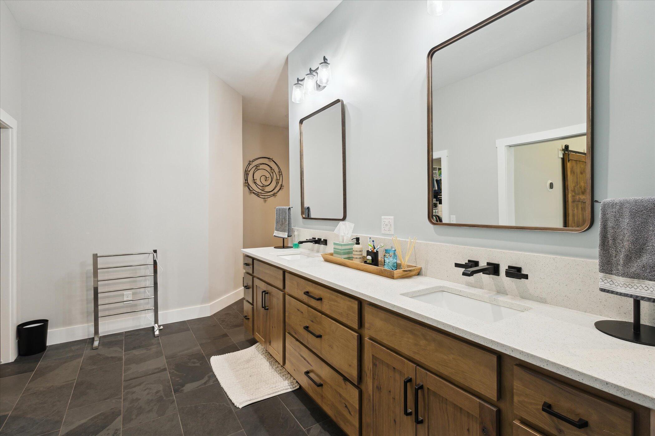 Niles, Michigan, 49120, United States, 5 Bedrooms Bedrooms, ,5 BathroomsBathrooms,Residential,Active,1769298