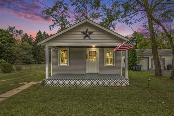 404 HILL ST, BUCHANAN, MI 49107 - Image 1