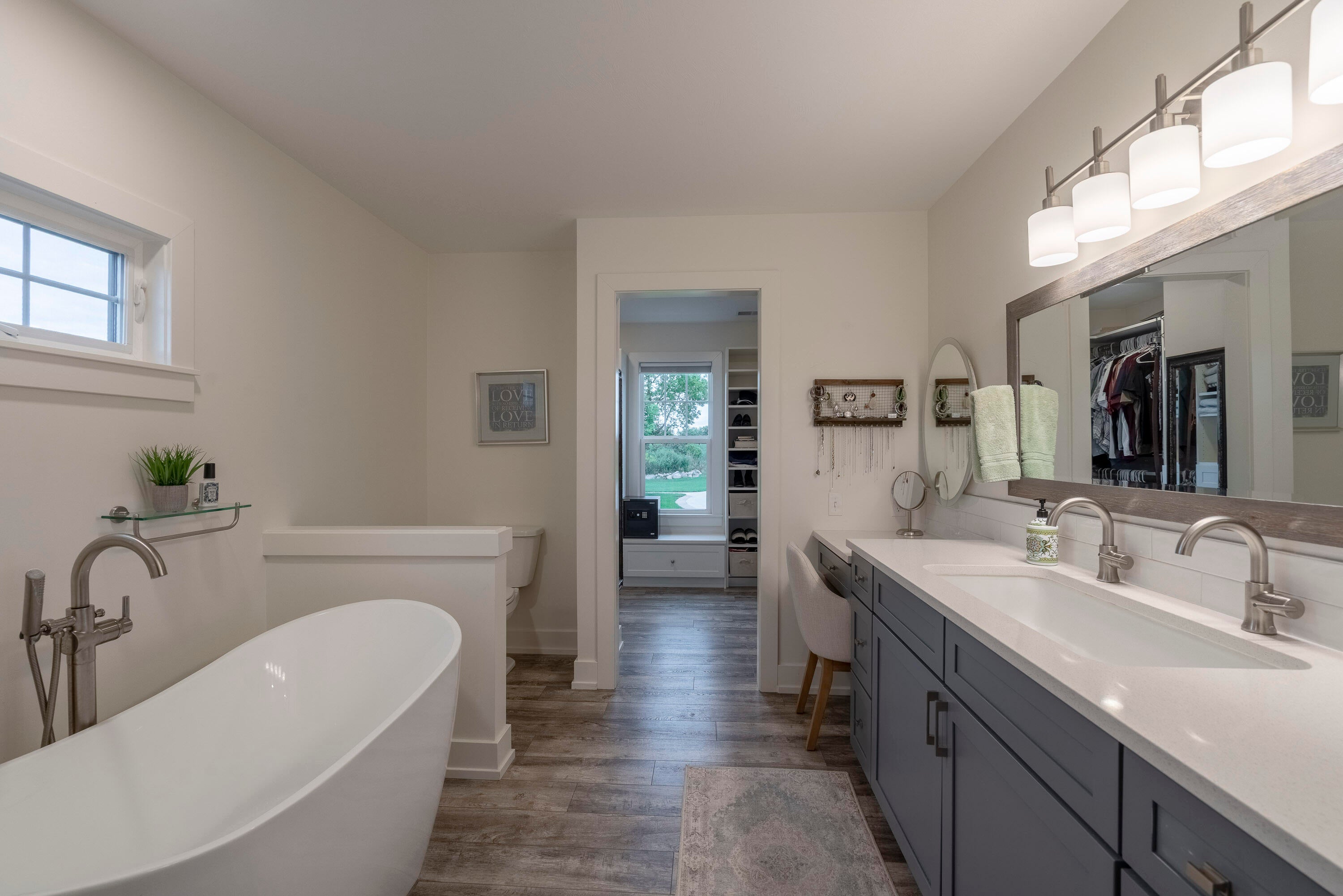 Middleville, Michigan, 49333, United States, 6 Bedrooms Bedrooms, ,3 BathroomsBathrooms,Residential,Active,2006790