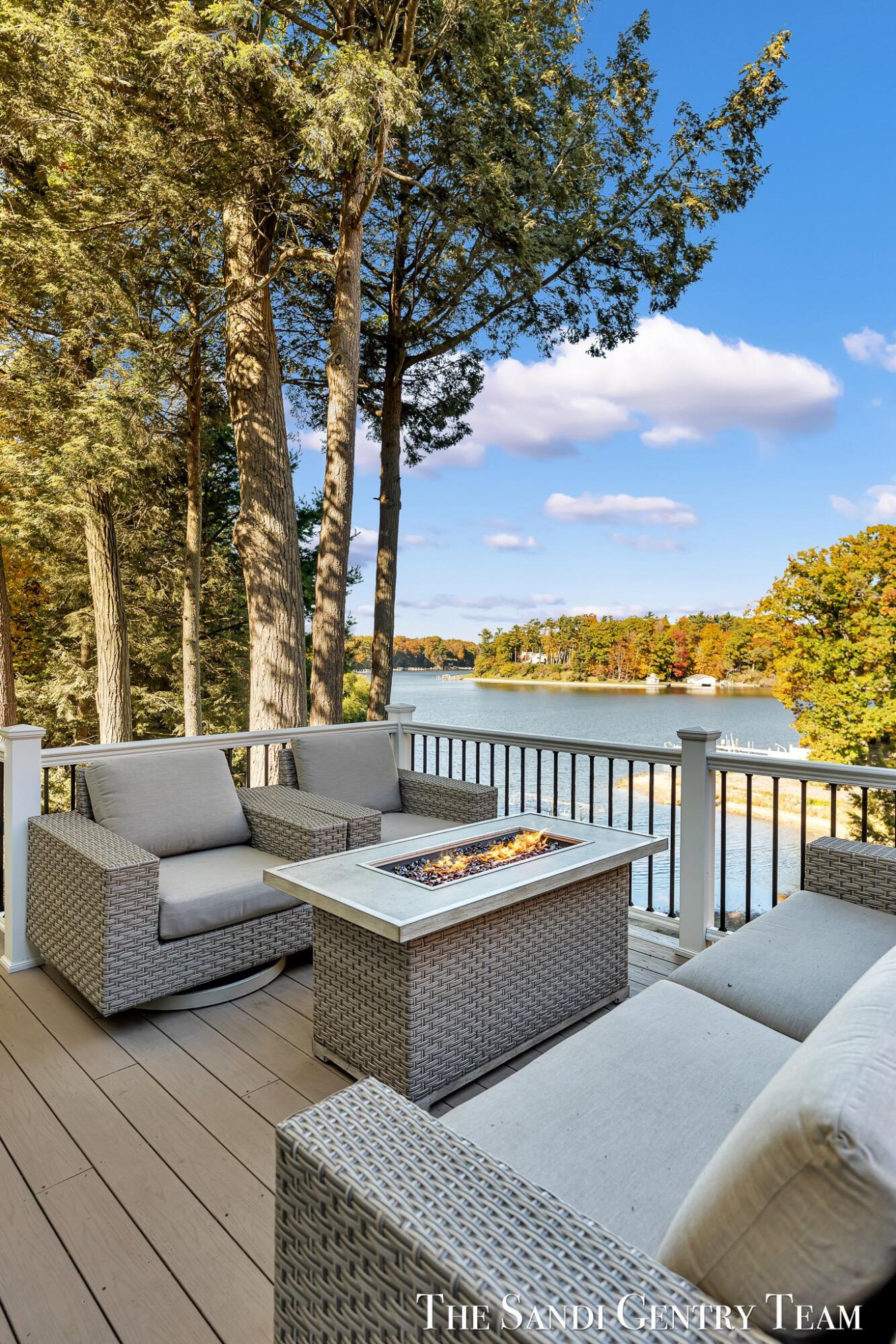 Spring Lake, Michigan, 49456, United States, 6 Bedrooms Bedrooms, ,5 BathroomsBathrooms,Residential,Active,1973307