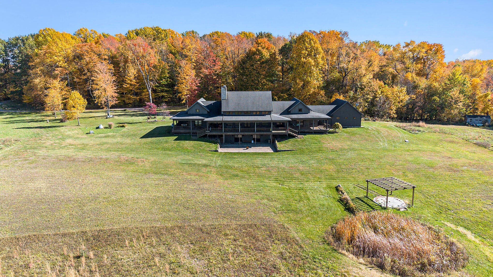 Berrien Springs, Michigan, 49103, United States, ,5 BathroomsBathrooms,Residential,Active,1849497