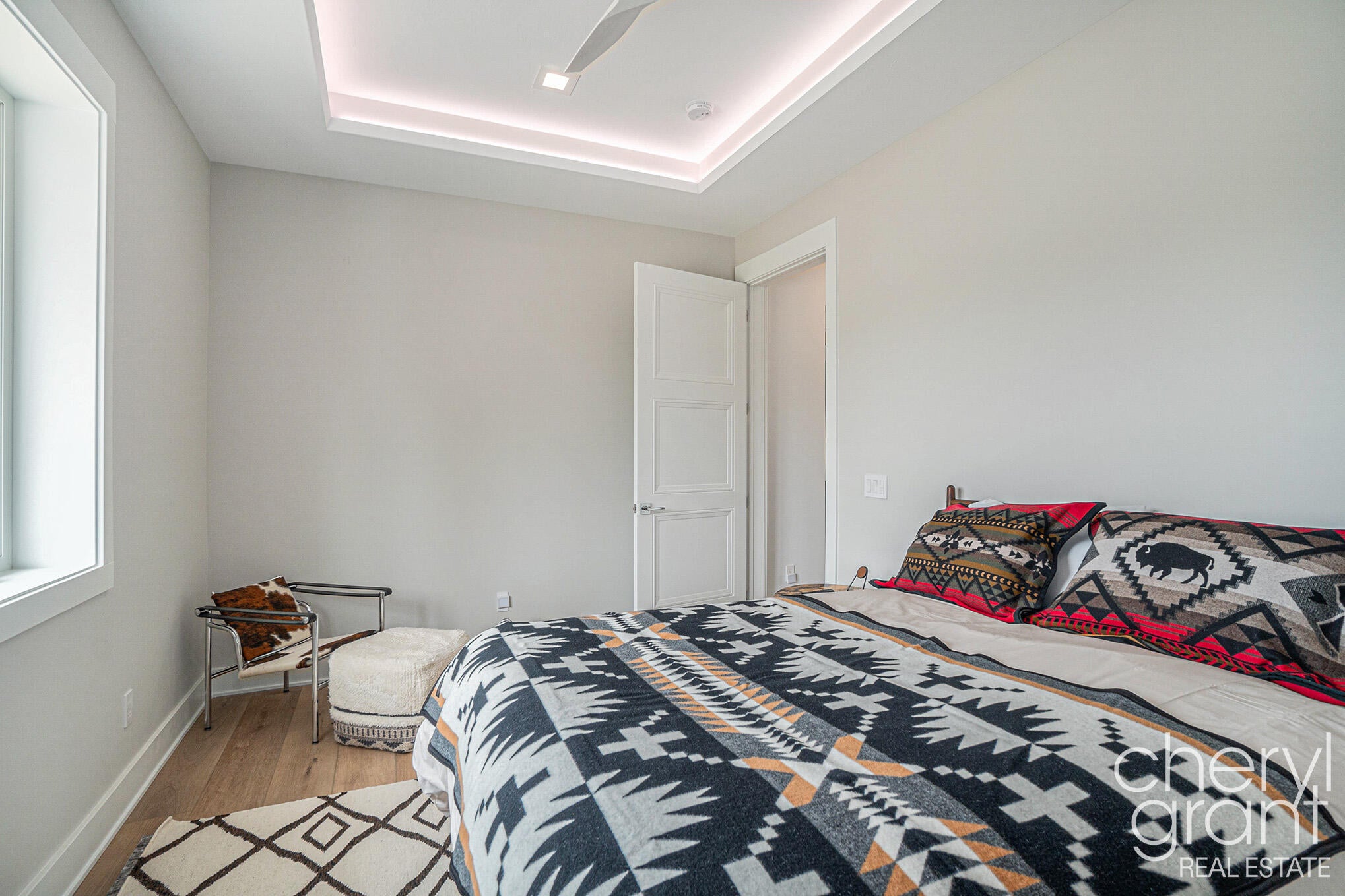 Fennville, Michigan, 49408, United States, 4 Bedrooms Bedrooms, ,4 BathroomsBathrooms,Residential,Active,1964494