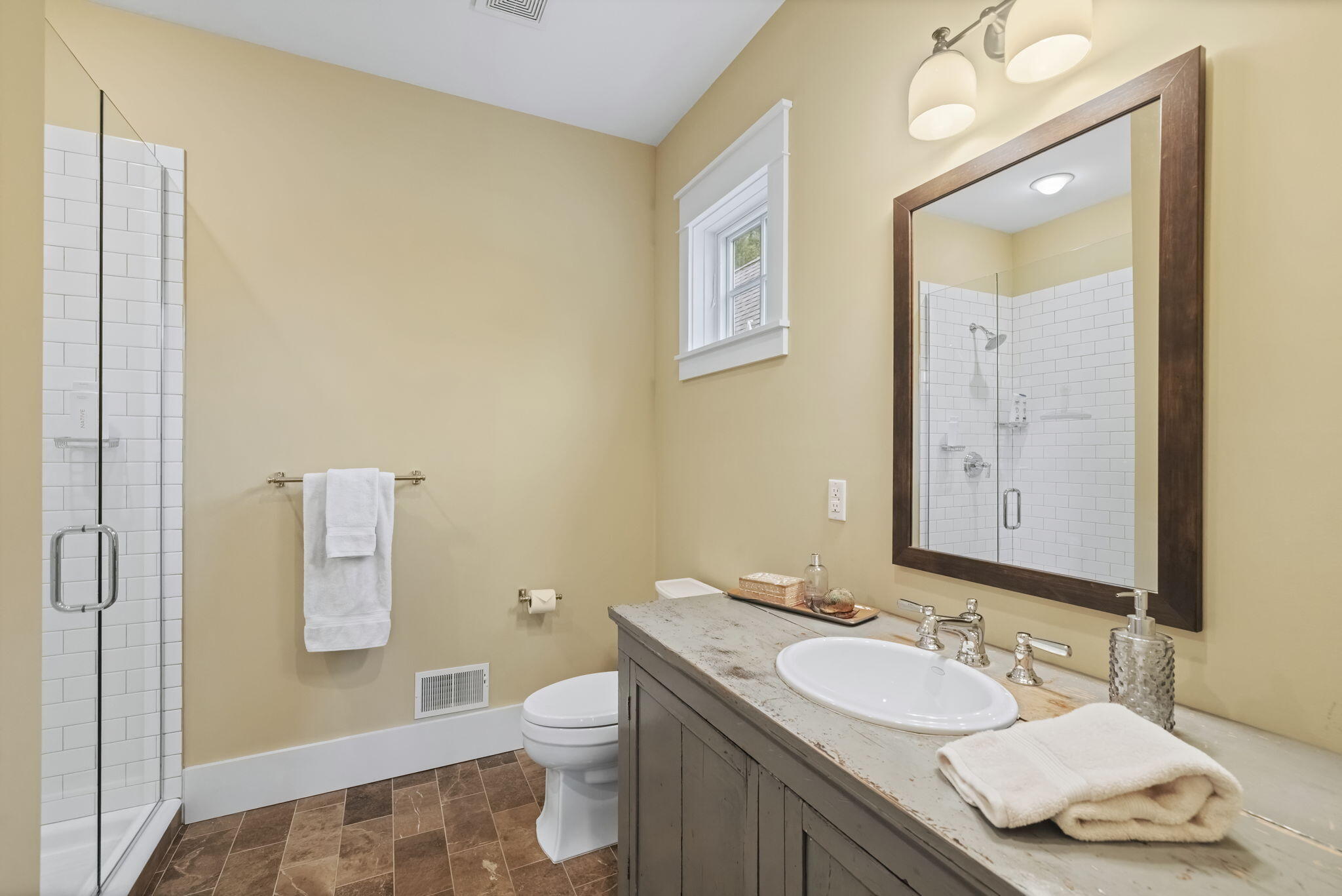 New Buffalo, Michigan, 49117, United States, 4 Bedrooms Bedrooms, ,3 BathroomsBathrooms,Residential,Active,2009867