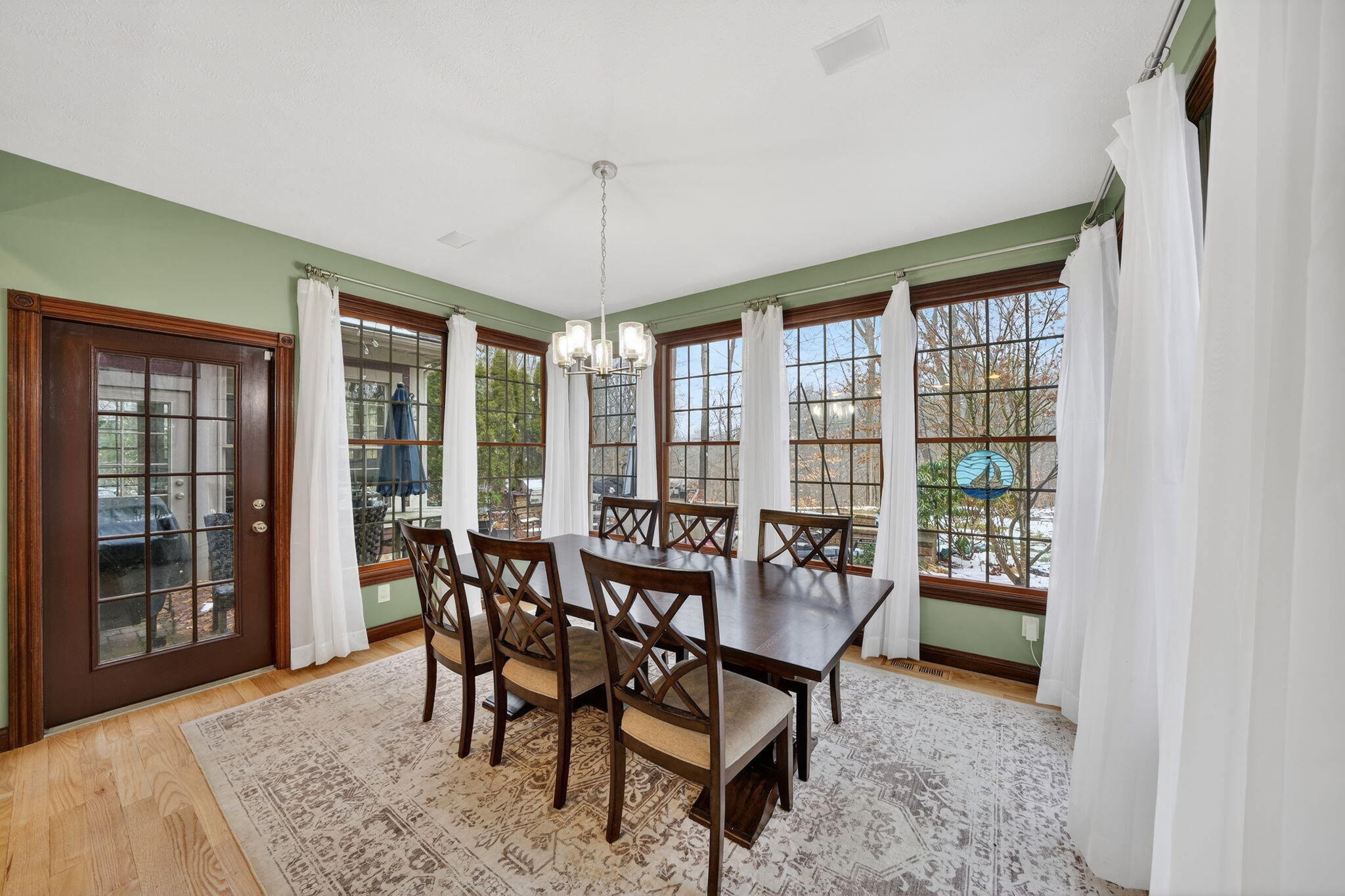 Stevensville, Michigan, 49127, United States, 5 Bedrooms Bedrooms, ,5 BathroomsBathrooms,Residential,Active,2008291