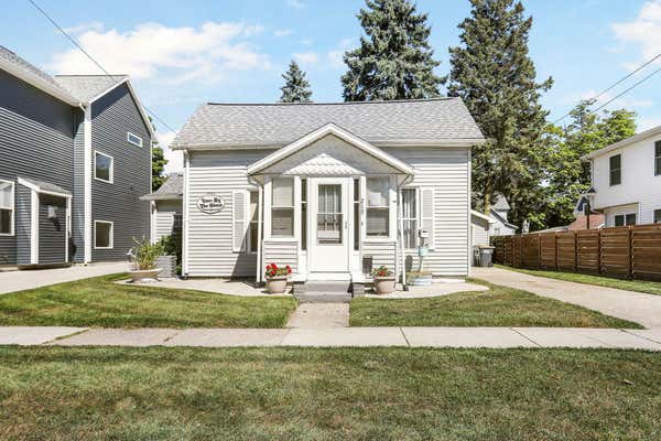 219 SUPERIOR ST, SOUTH HAVEN, MI 49090 - Image 1