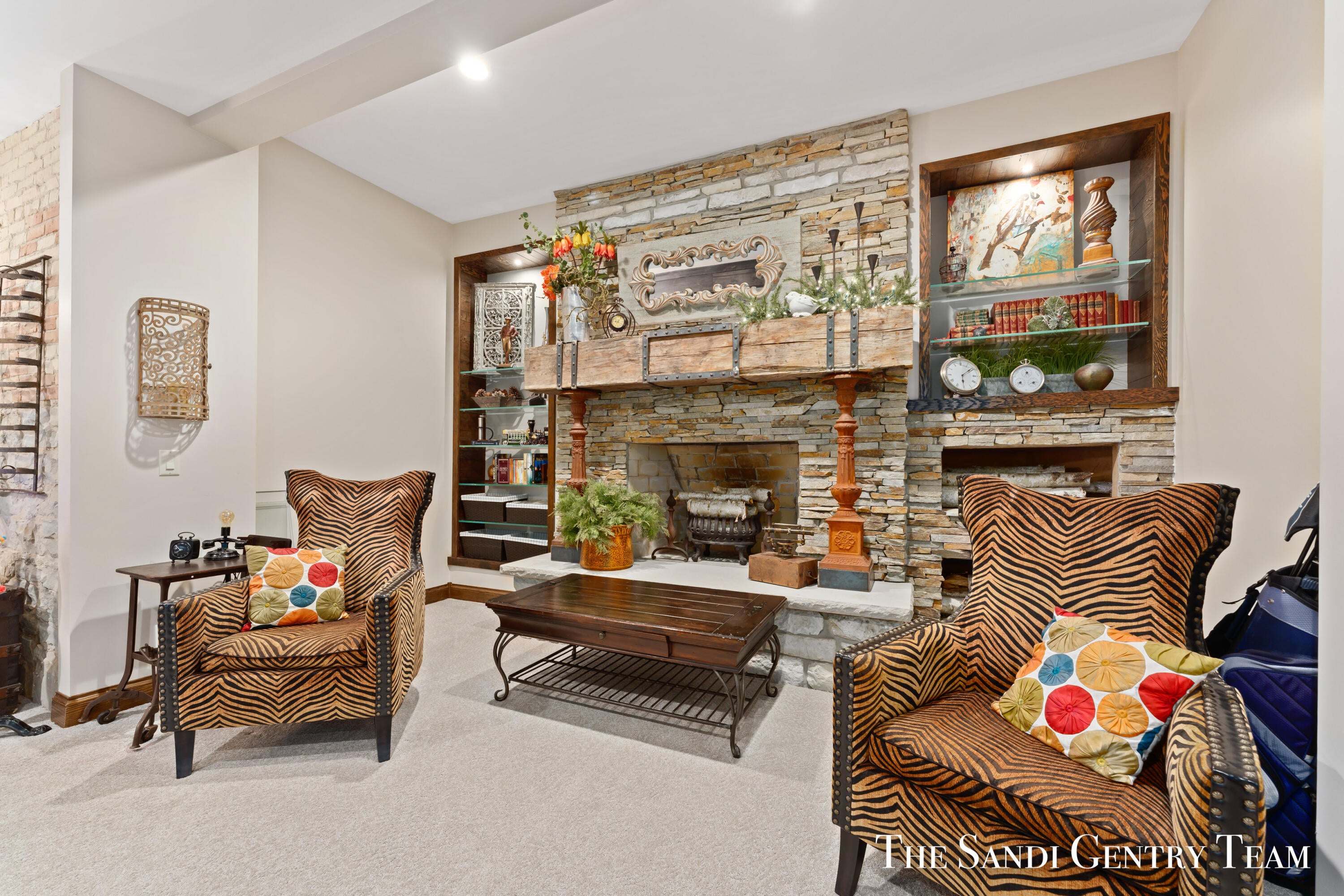 Grand Haven, Michigan, 49417, United States, 3 Bedrooms Bedrooms, ,6 BathroomsBathrooms,Residential,Active,1972168