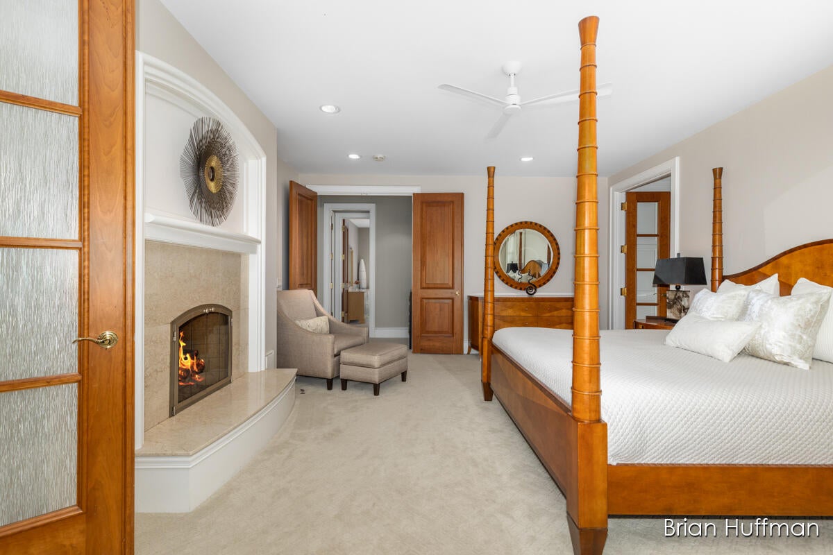 Grandville, Michigan, 49418, United States, 6 Bedrooms Bedrooms, ,9 BathroomsBathrooms,Residential,Active,1988461