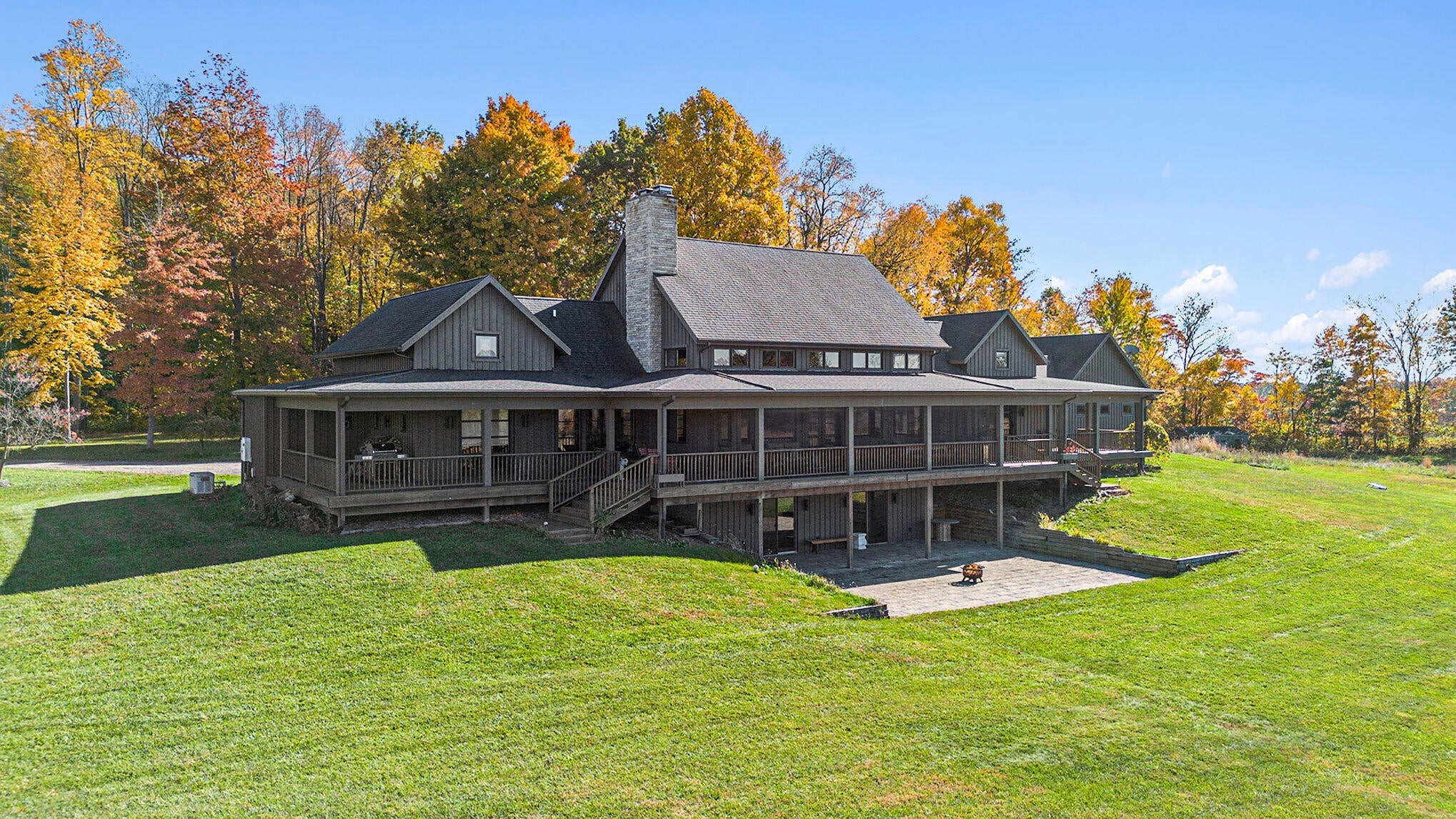 Berrien Springs, Michigan, 49103, United States, ,5 BathroomsBathrooms,Residential,Active,1849497
