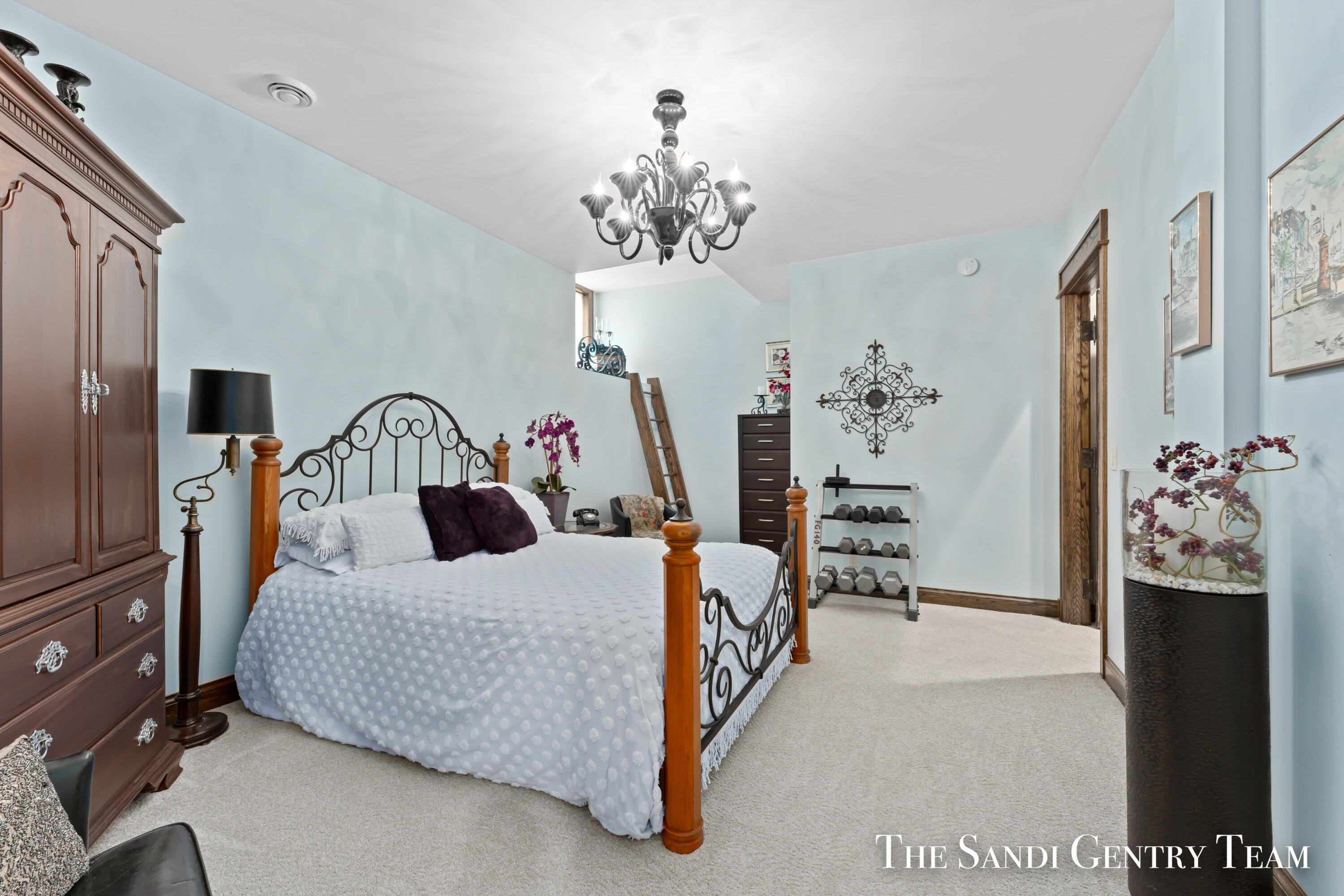 Grand Haven, Michigan, 49417, United States, 3 Bedrooms Bedrooms, ,6 BathroomsBathrooms,Residential,Active,1972168