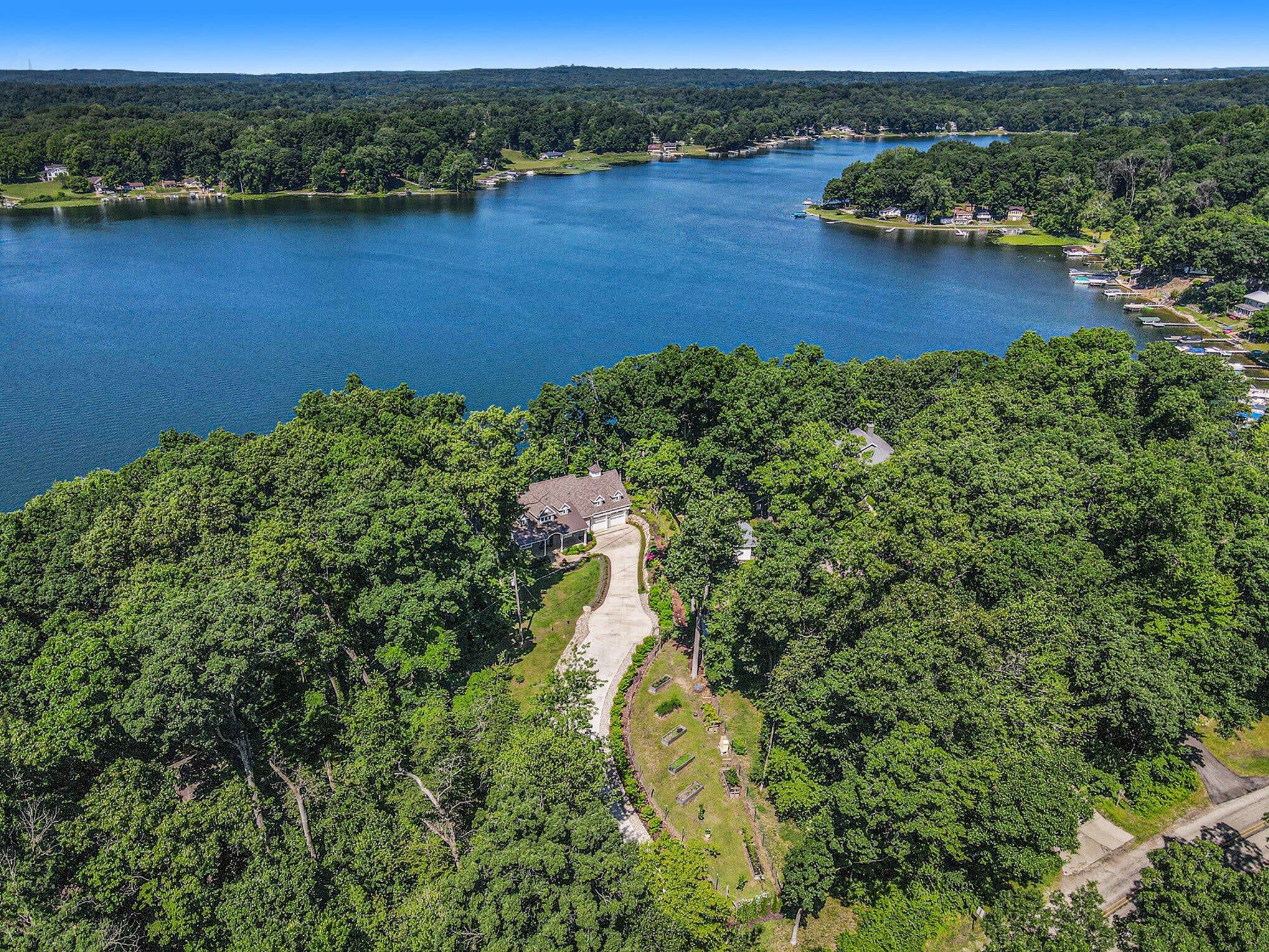 Three Rivers, Michigan, 49093, United States, 2 Bedrooms Bedrooms, ,3 BathroomsBathrooms,Residential,Active,1877808