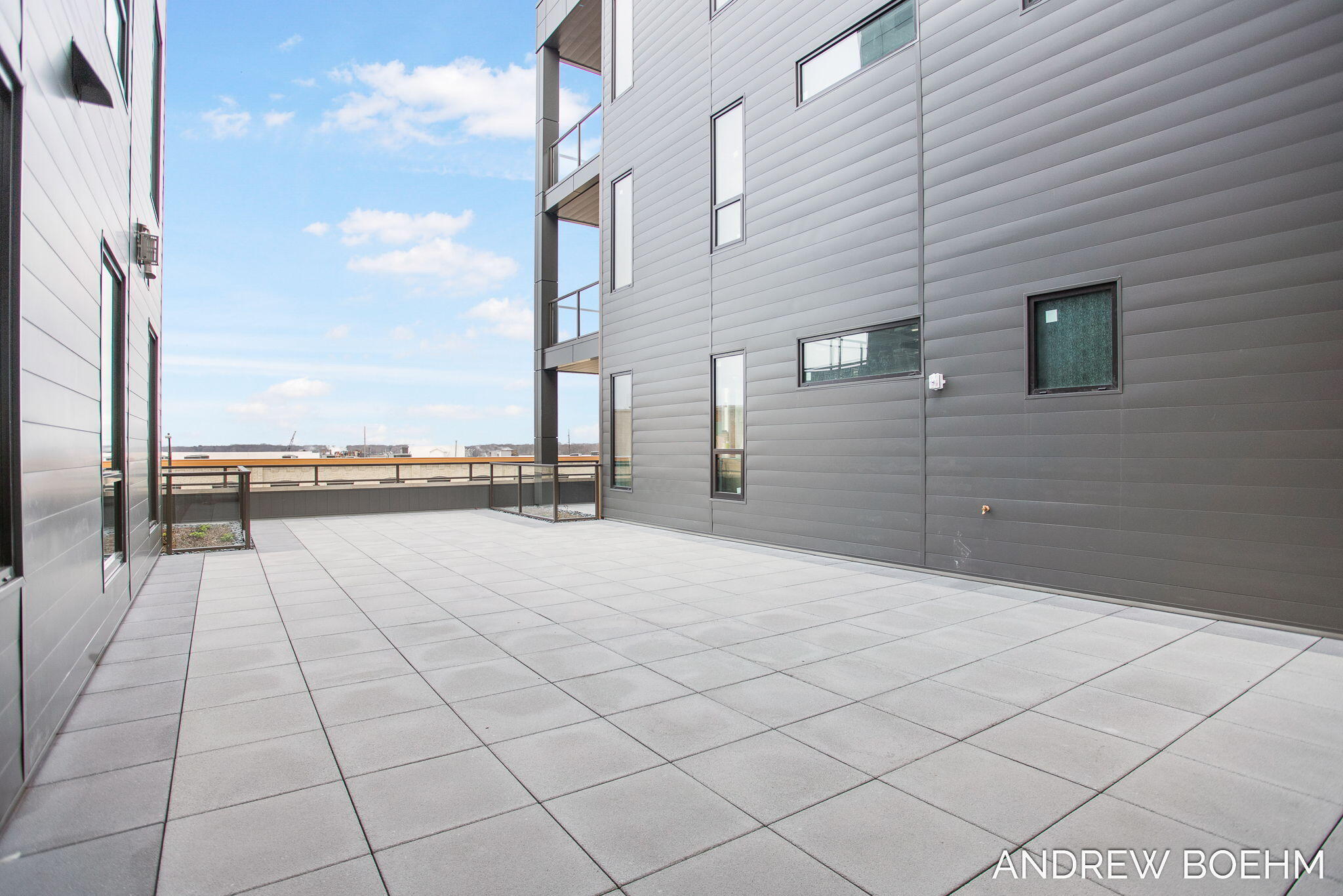 Holland, Michigan, 49423, United States, ,3 BathroomsBathrooms,Residential,Pending,1769506