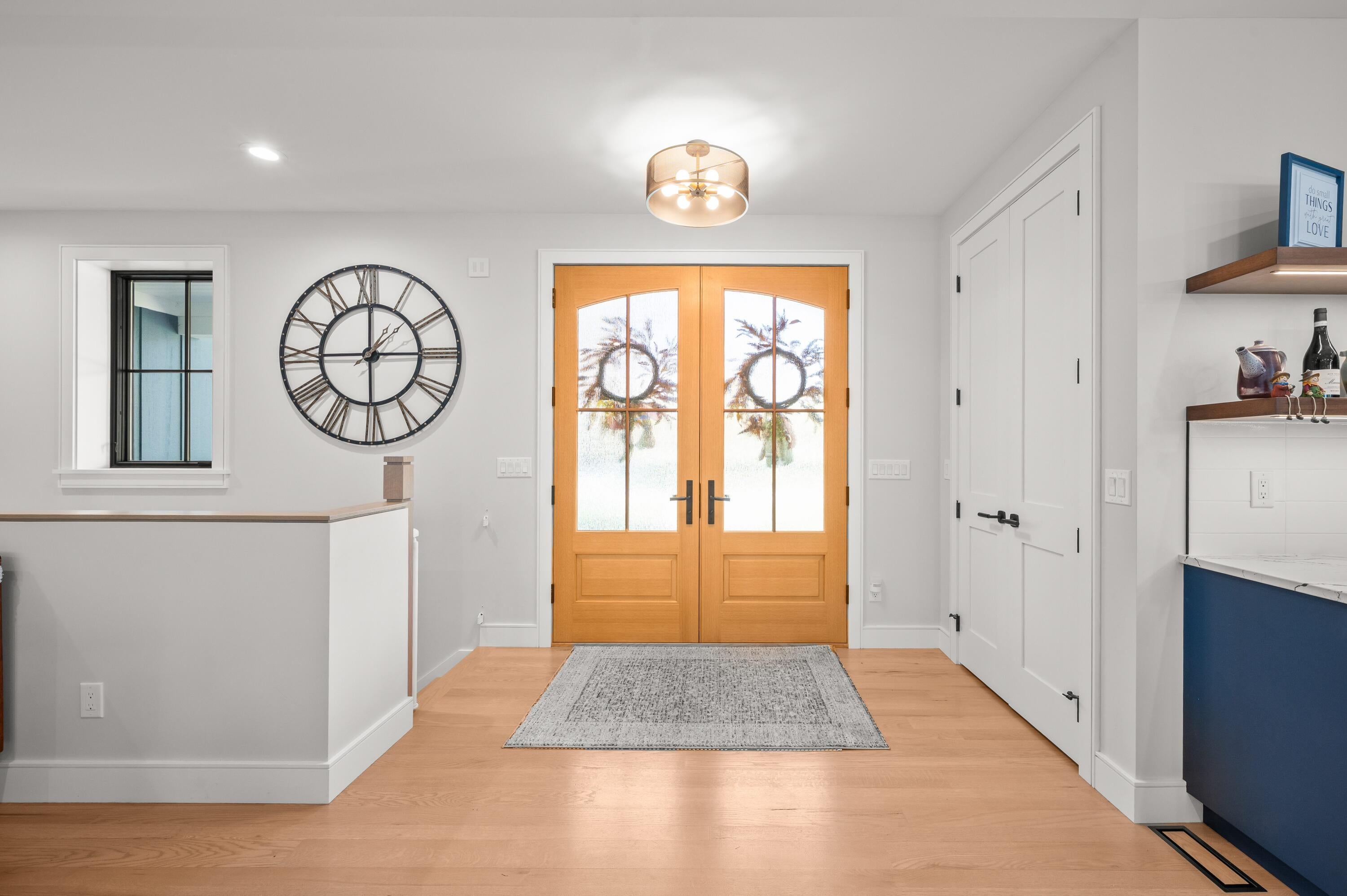 St. Joseph, Michigan, 49085, United States, 6 Bedrooms Bedrooms, ,6 BathroomsBathrooms,Residential,Active,1985598