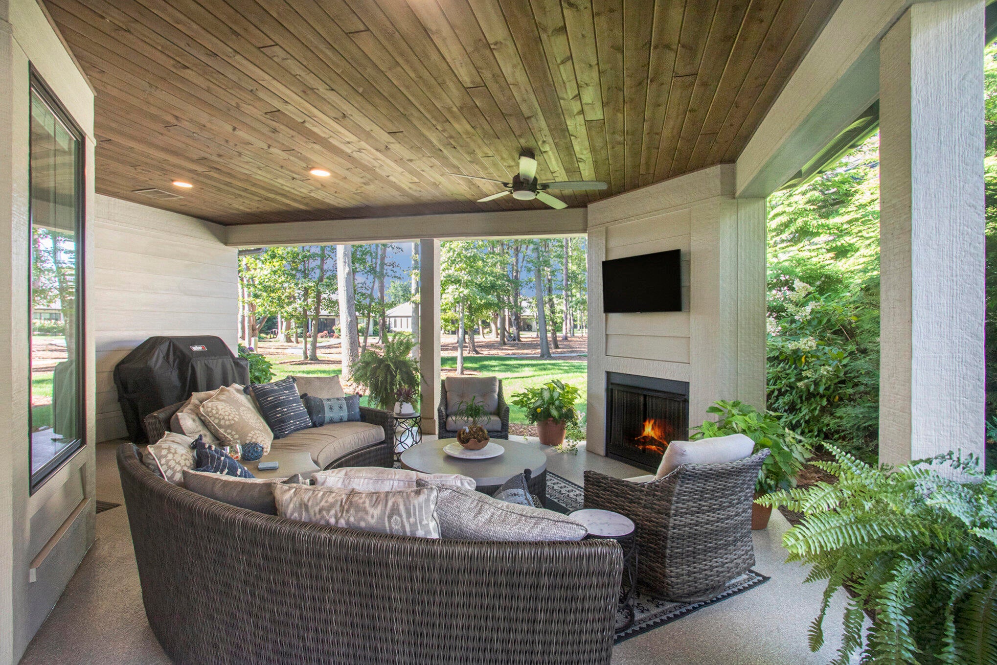 Holland, Michigan, 49424, United States, 3 Bedrooms Bedrooms, ,3 BathroomsBathrooms,Residential,Active,1970962