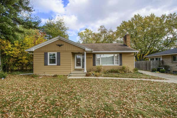 2108 ROSEWOOD AVE SE, GRAND RAPIDS, MI 49506 - Image 1