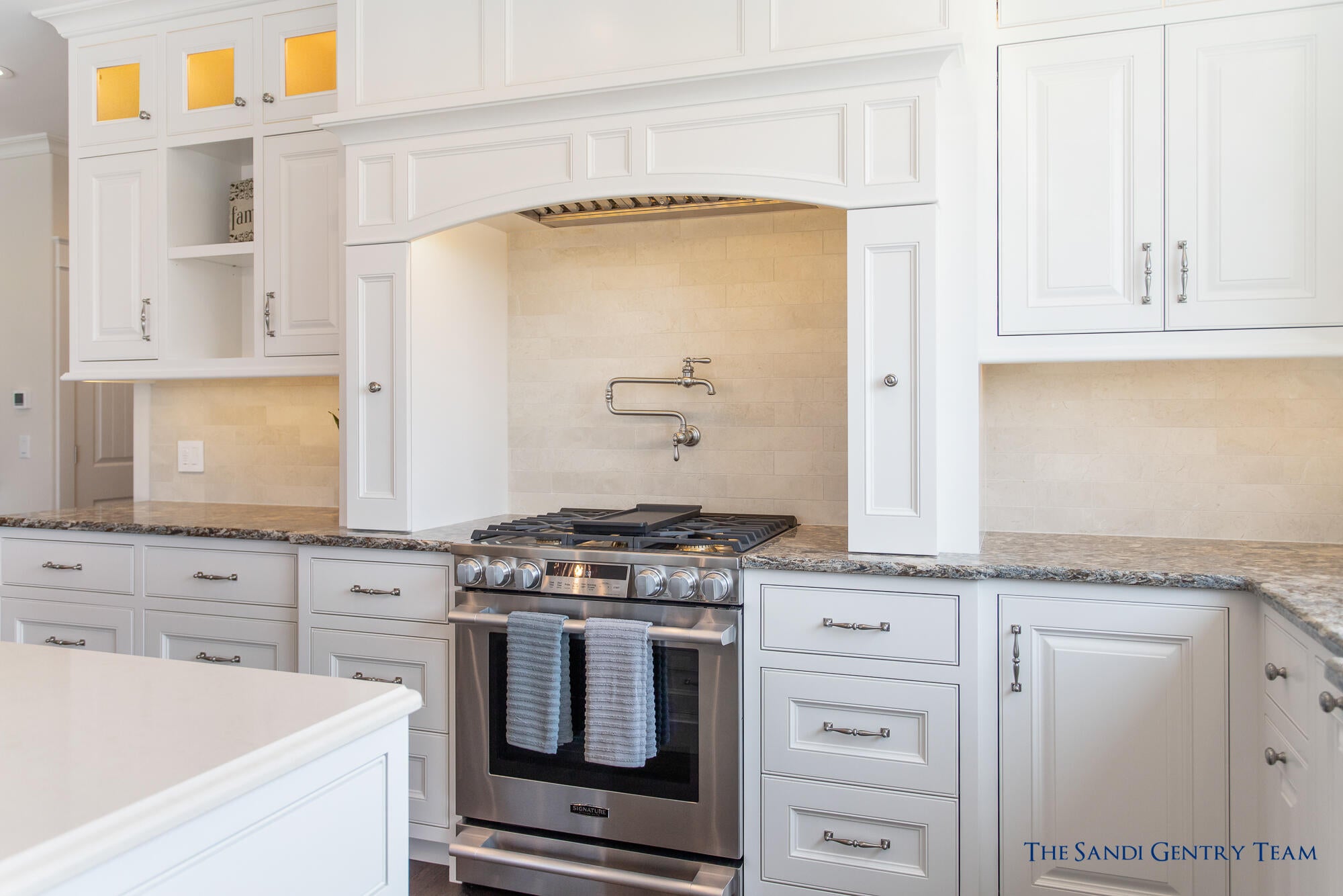 Grand Haven, Michigan, 49417, United States, 2 Bedrooms Bedrooms, ,2 BathroomsBathrooms,Residential,Active,2007339