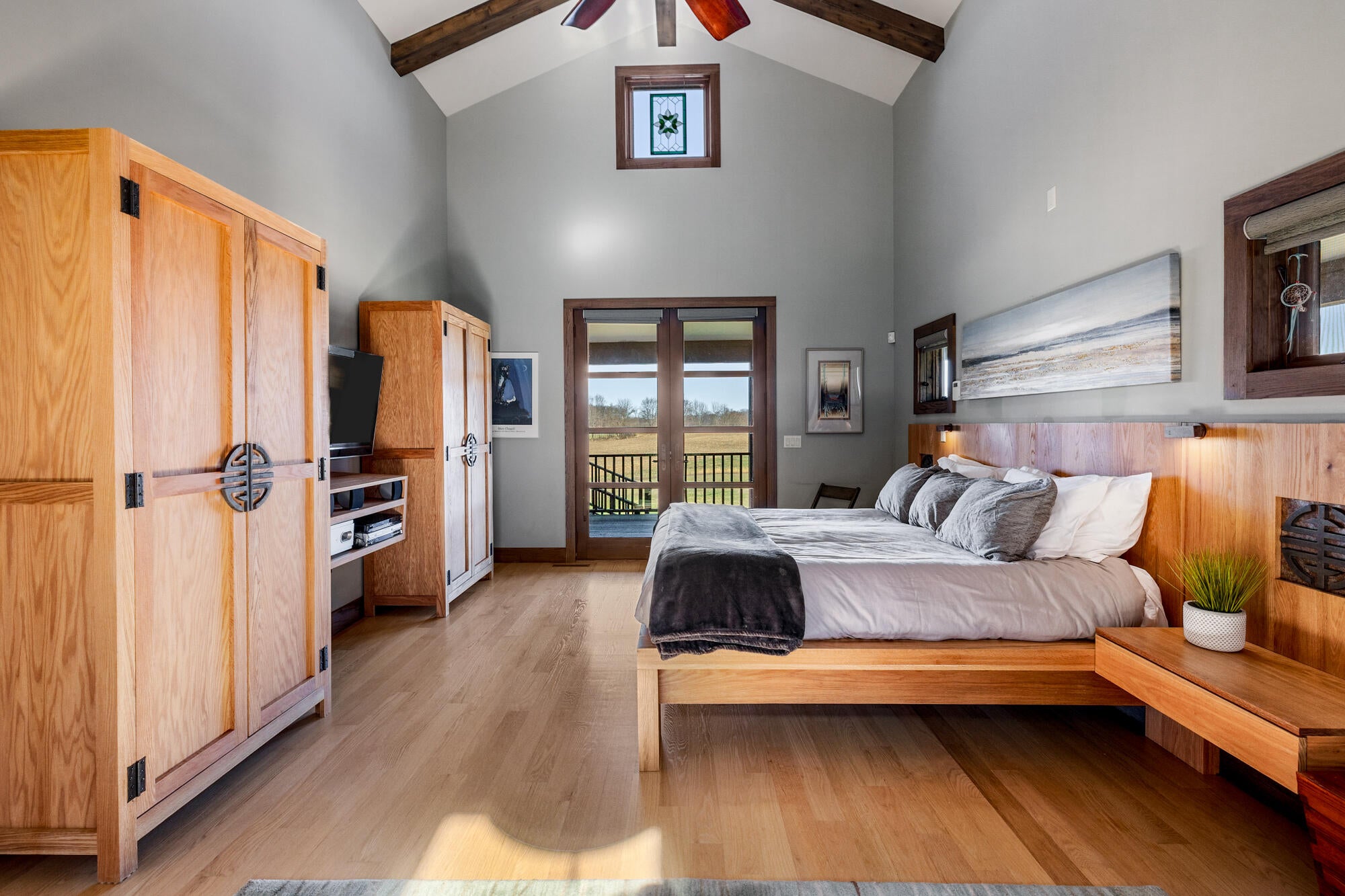 Berrien Springs, Michigan, 49103, United States, ,5 BathroomsBathrooms,Residential,Active,1849497