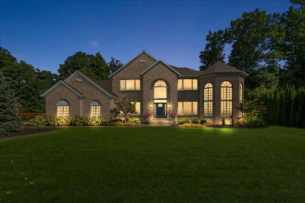 351 RIVER RUN DR, SAINT JOSEPH, MI 49085 - Image 1