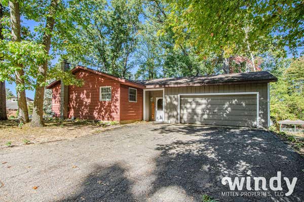 51392 PINE ST, DOWAGIAC, MI 49047 - Image 1