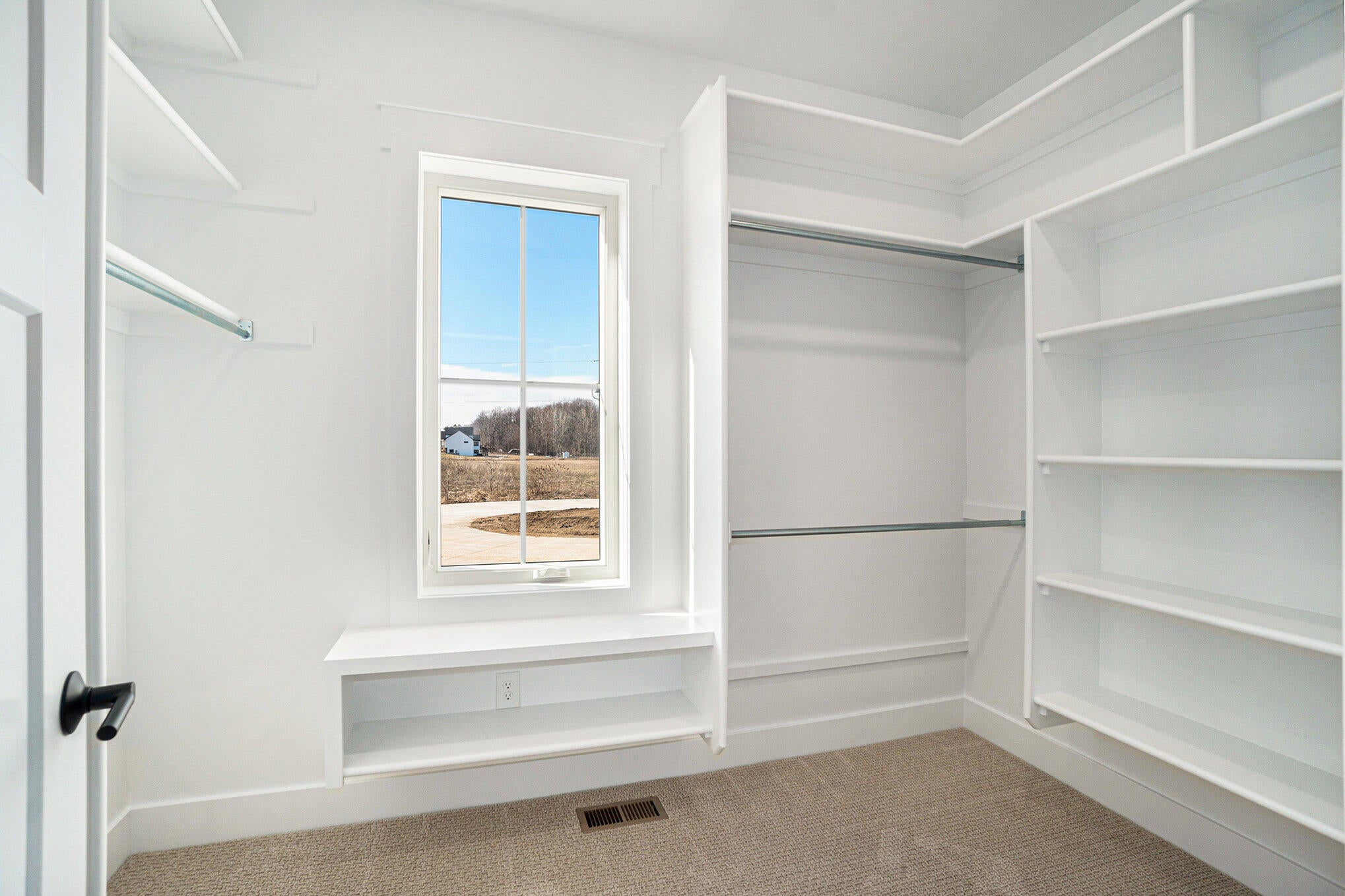 Zeeland, Michigan, 49464, United States, 4 Bedrooms Bedrooms, ,3 BathroomsBathrooms,Residential,Active,1769925