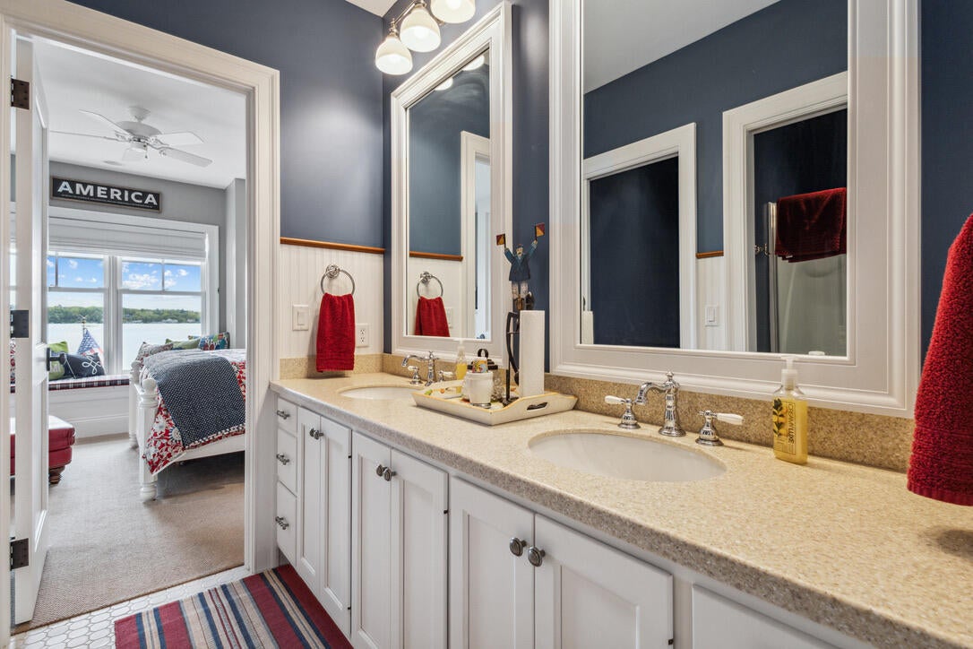 White Pigeon, Michigan, 49099, United States, 9 Bedrooms Bedrooms, ,9 BathroomsBathrooms,Residential,Active,1849554