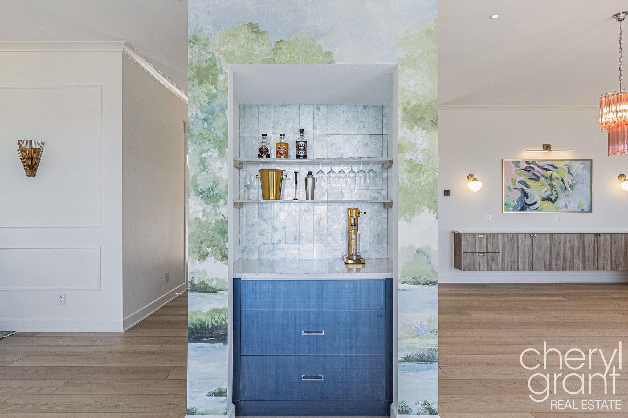 Fennville, Michigan, 49408, United States, 3 Bedrooms Bedrooms, ,4 BathroomsBathrooms,Residential,Active,1929432