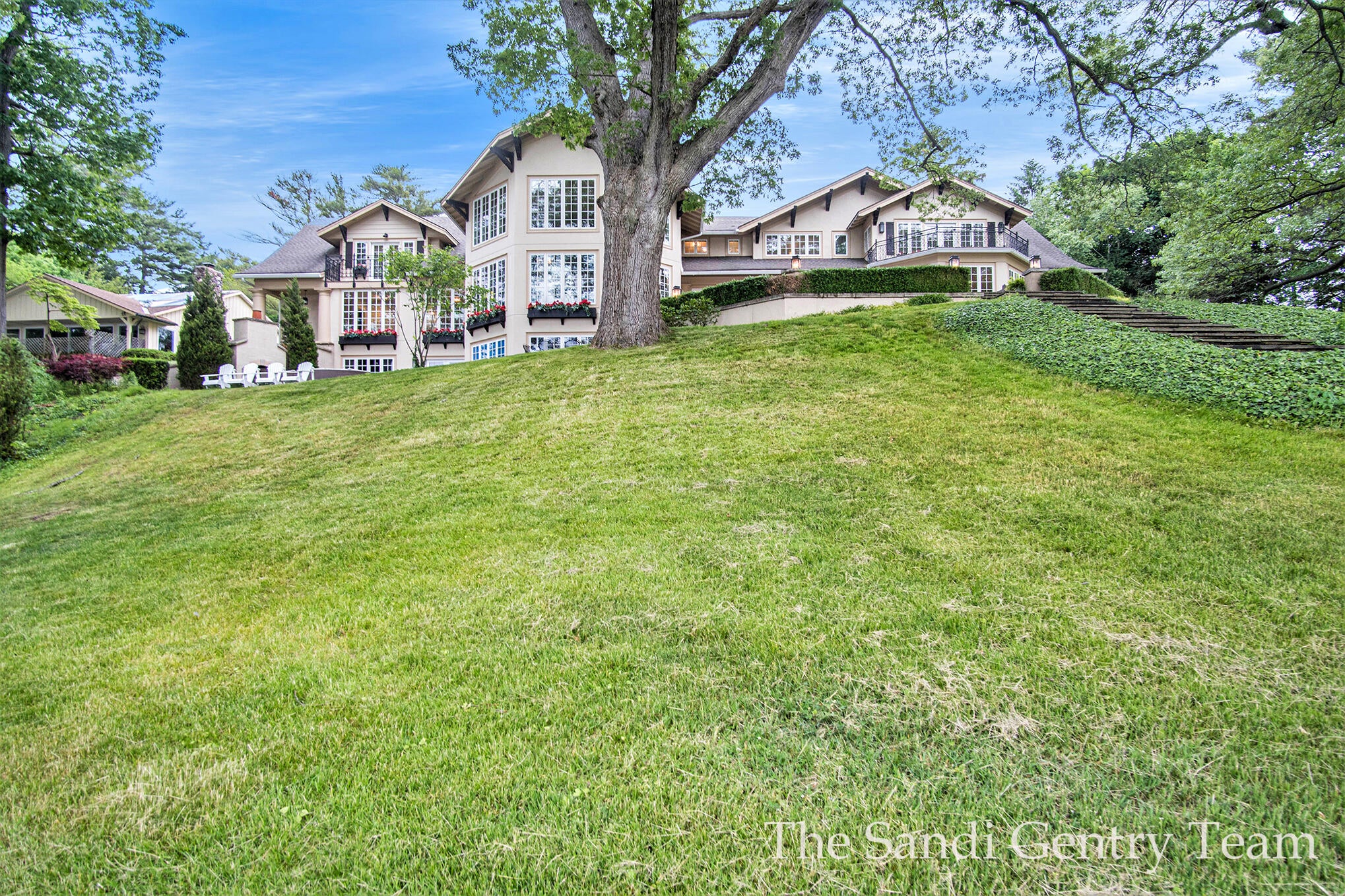 Spring Lake, Michigan, 49456, United States, 7 Bedrooms Bedrooms, ,10 BathroomsBathrooms,Residential,Active,1731292