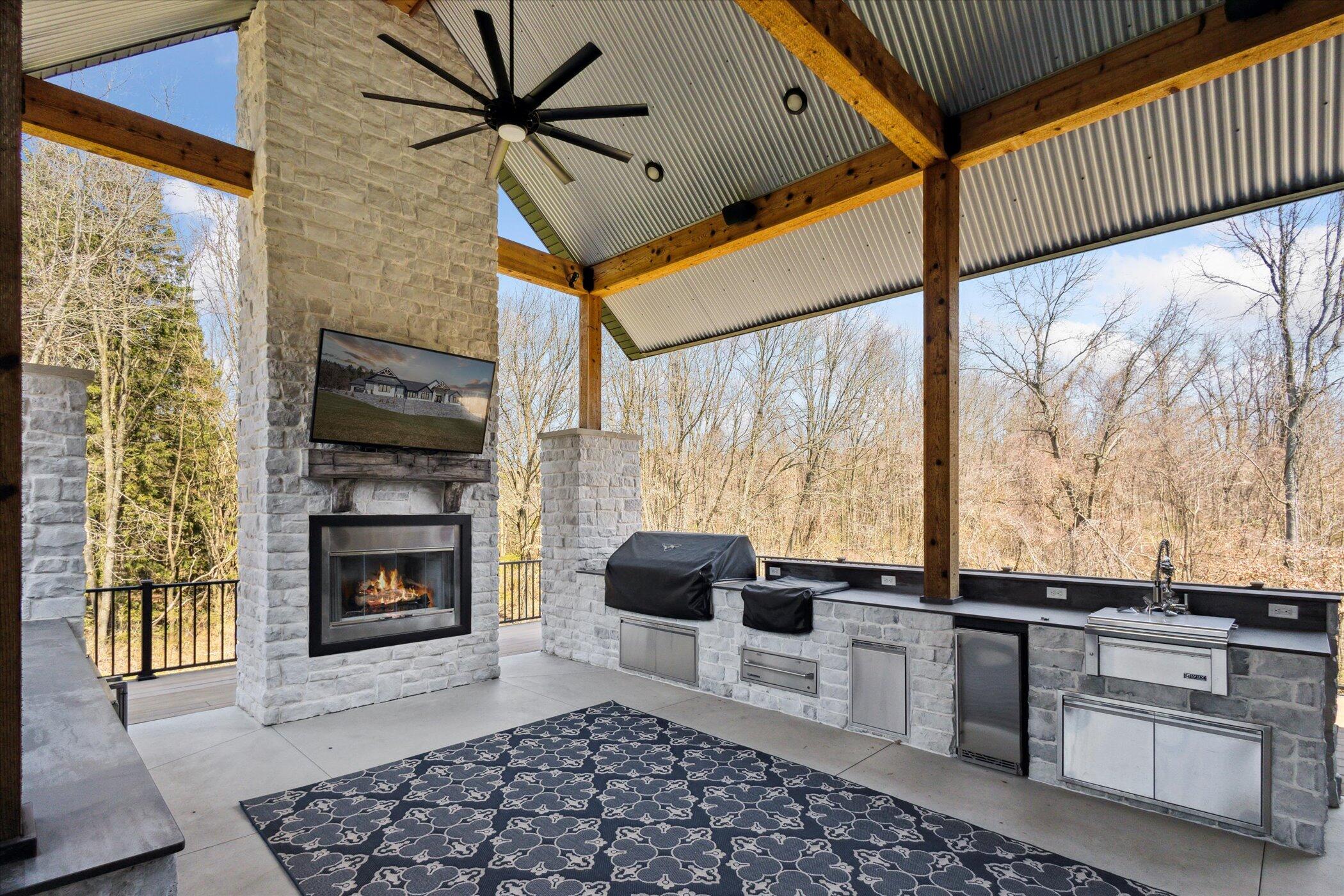 Niles, Michigan, 49120, United States, 5 Bedrooms Bedrooms, ,5 BathroomsBathrooms,Residential,Active,1769298