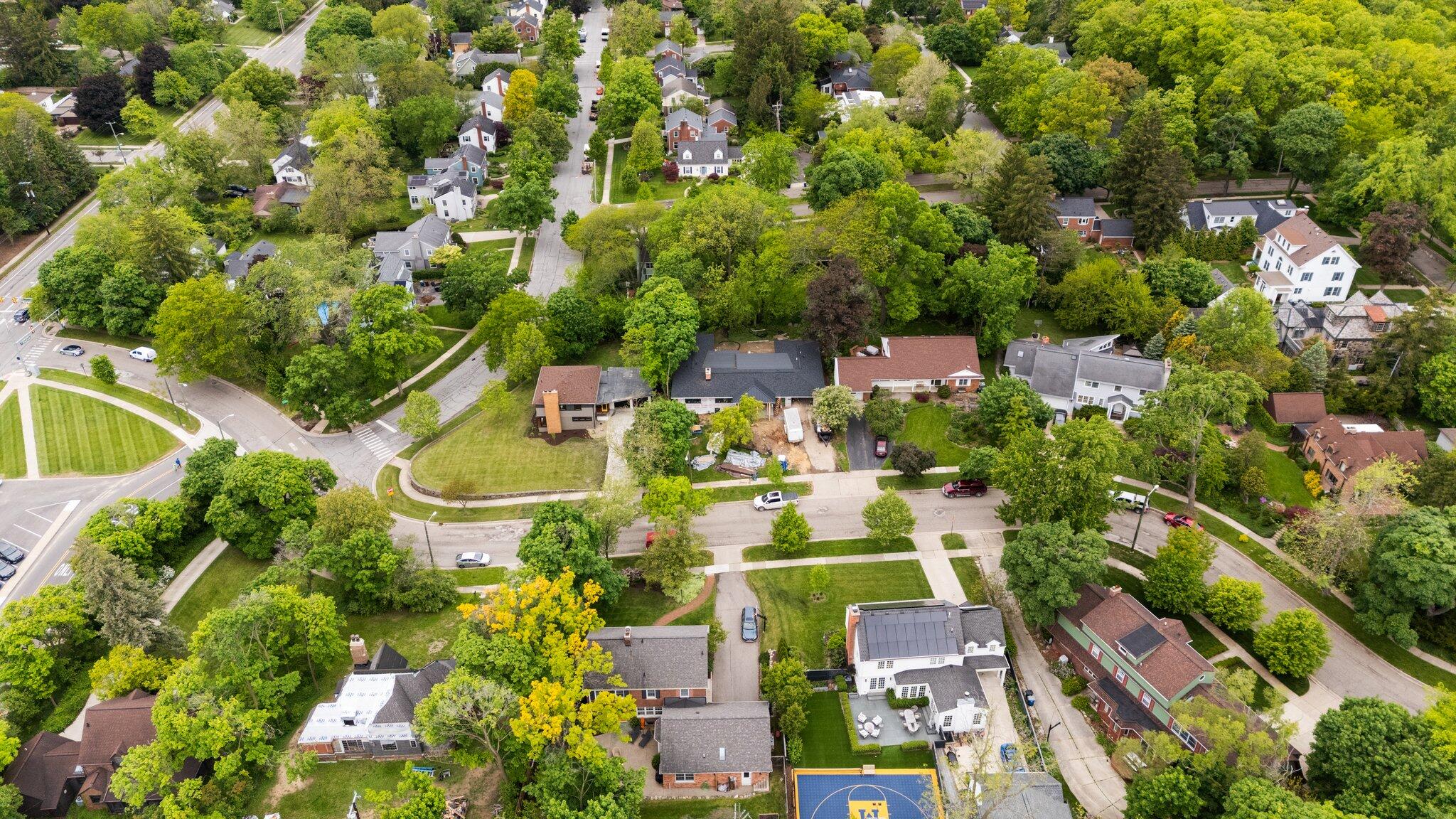 Ann Arbor, Michigan, 48104, United States, 4 Bedrooms Bedrooms, ,4 BathroomsBathrooms,Residential,Active,1831800
