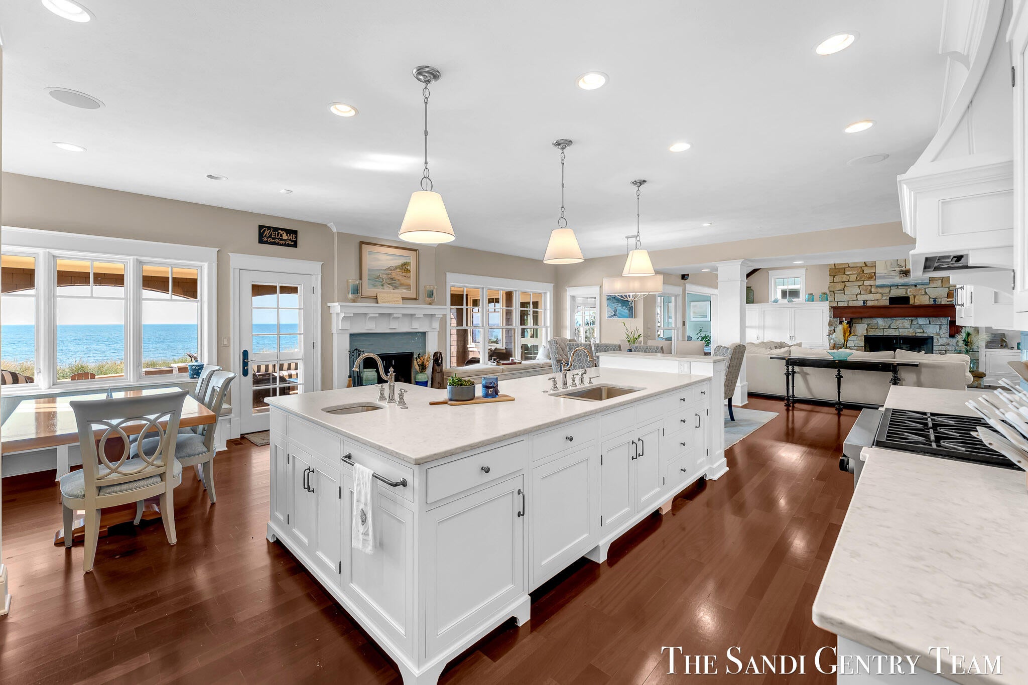 Spring Lake, Michigan, 49456, United States, 5 Bedrooms Bedrooms, ,6 BathroomsBathrooms,Residential,Active,1960133