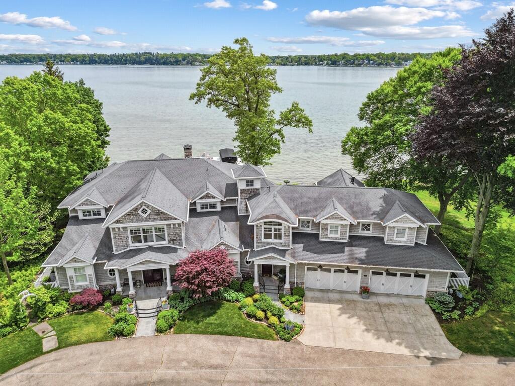 White Pigeon, Michigan, 49099, United States, 9 Bedrooms Bedrooms, ,9 BathroomsBathrooms,Residential,Active,1849554