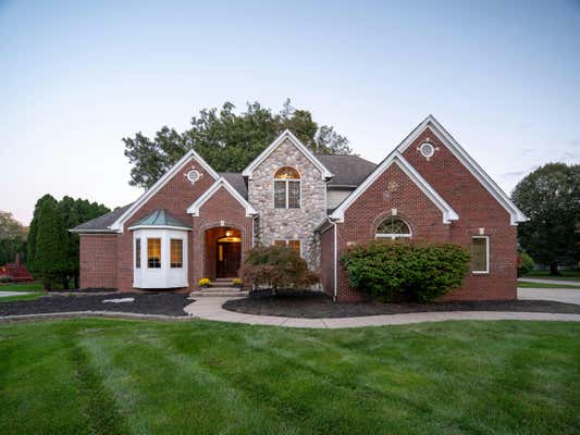 23369 PARKE LN, GROSSE ILE, MI 48138 - Image 1