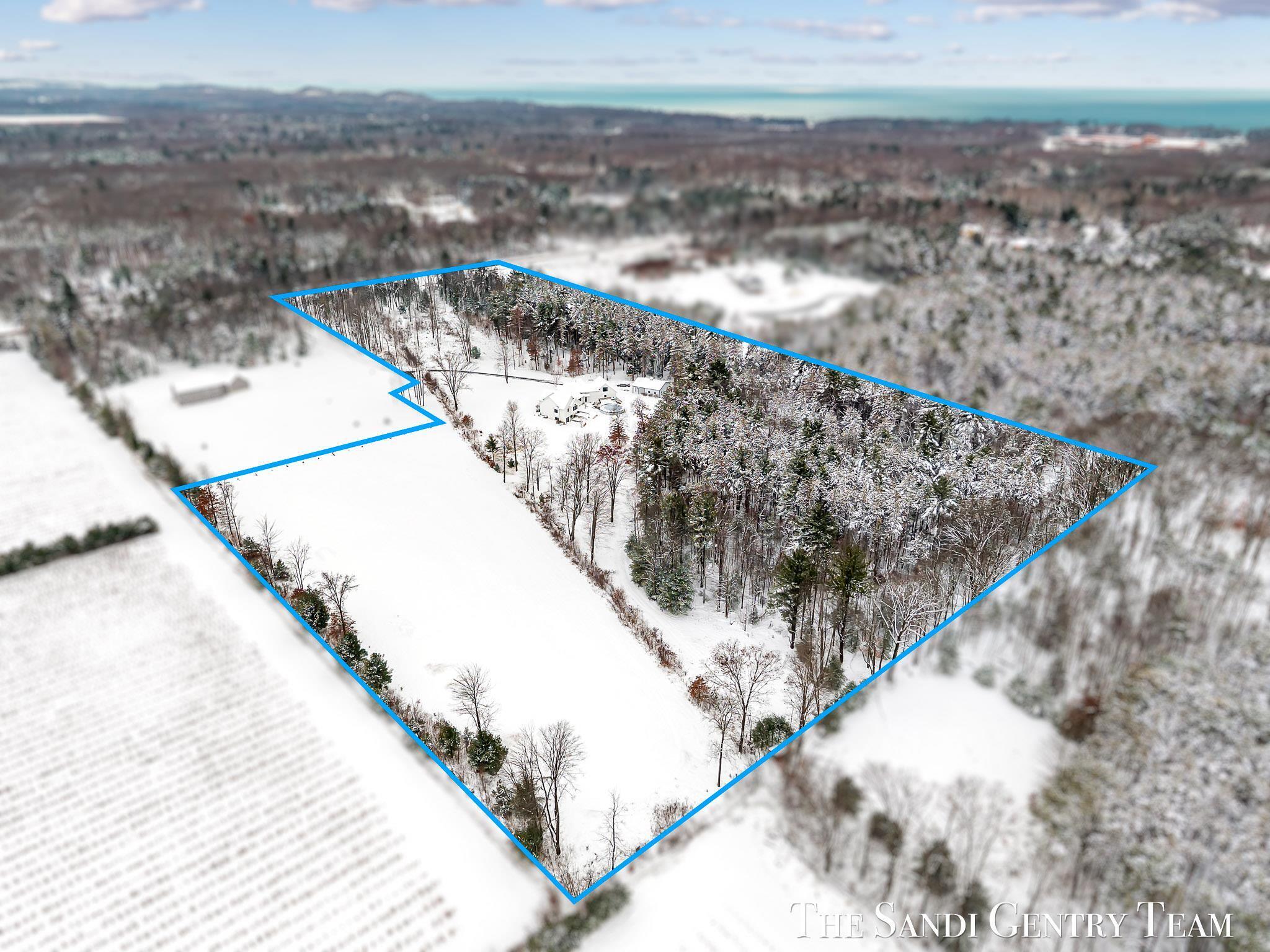 West Olive, Michigan, 49460, United States, 4 Bedrooms Bedrooms, ,4 BathroomsBathrooms,Residential,Active,2001073