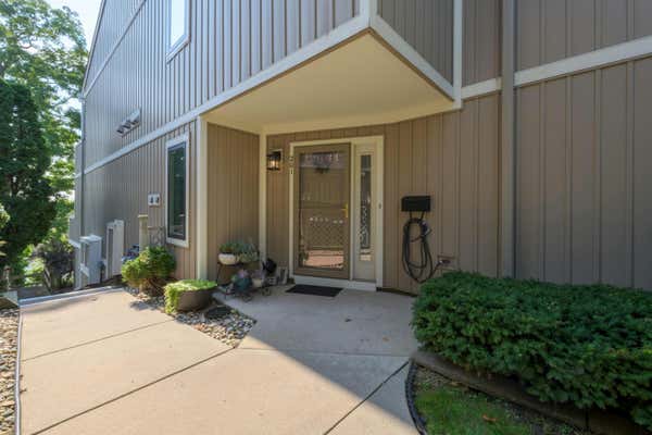 201 WAYNE ST, SAINT JOSEPH, MI 49085 - Image 1