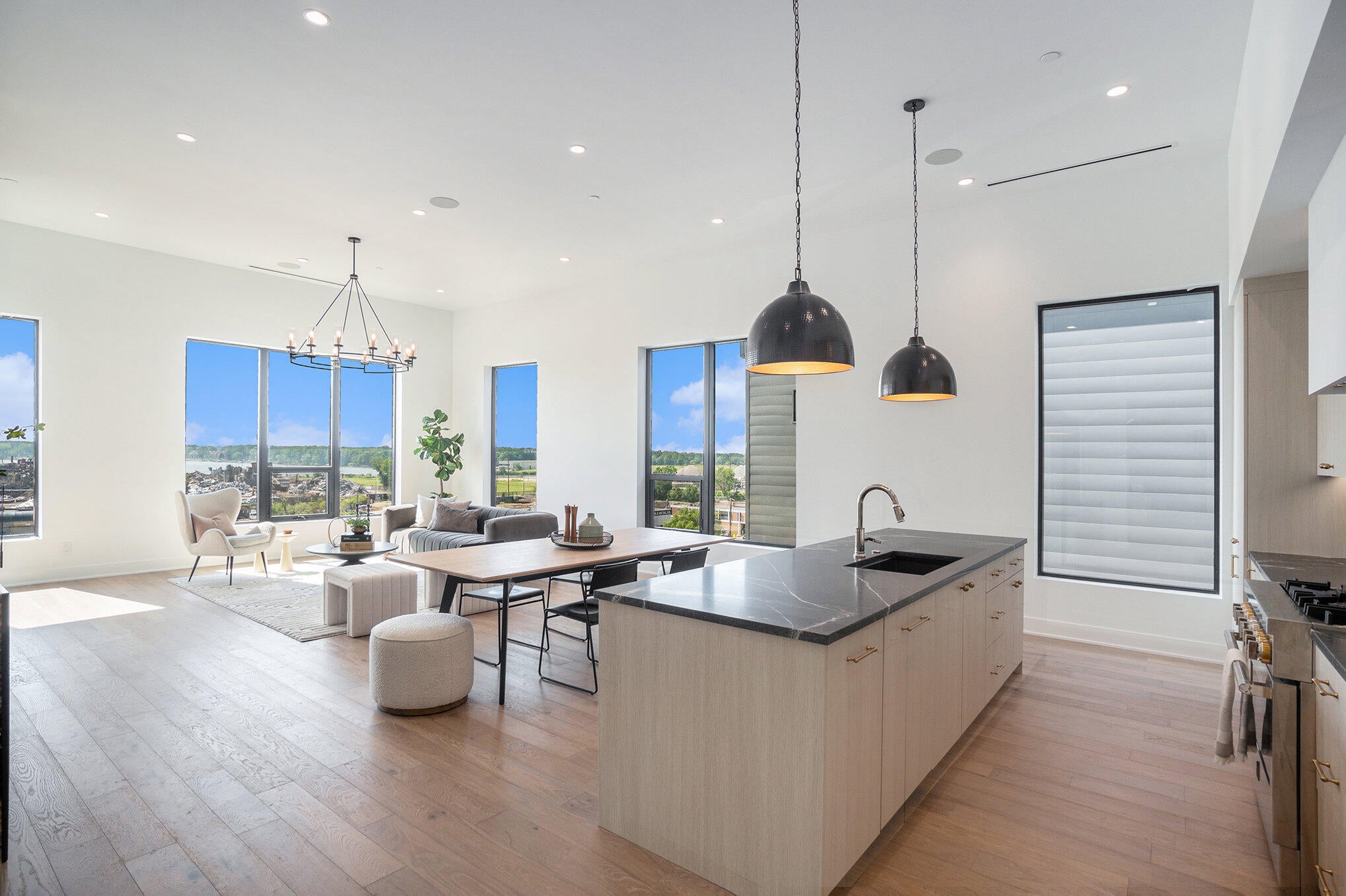 Holland, Michigan, 49423, United States, 2 Bedrooms Bedrooms, ,2 BathroomsBathrooms,Residential,Active,1953402