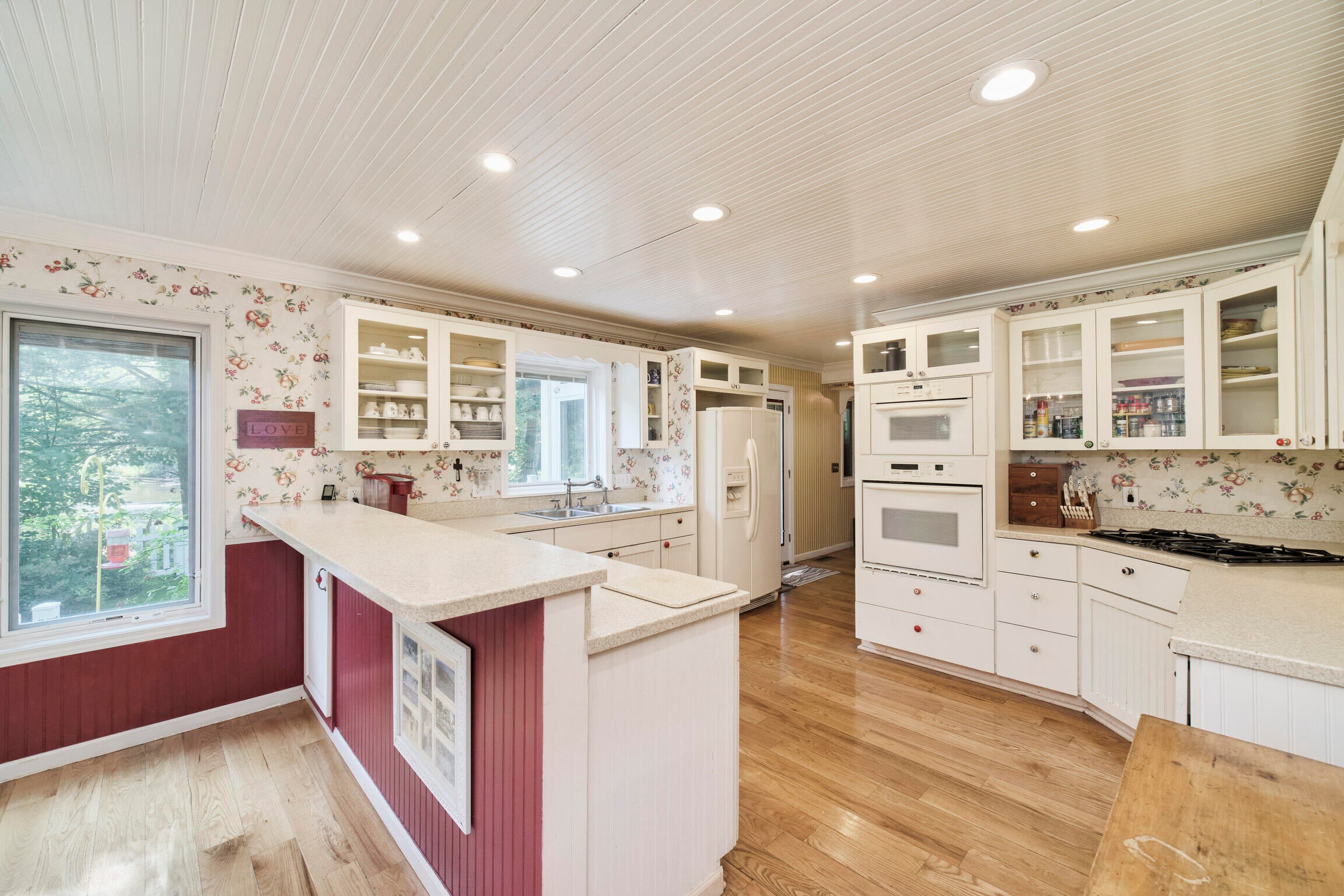 Manistee, Michigan, 49660, United States, 4 Bedrooms Bedrooms, ,4 BathroomsBathrooms,Residential,Active,1913051