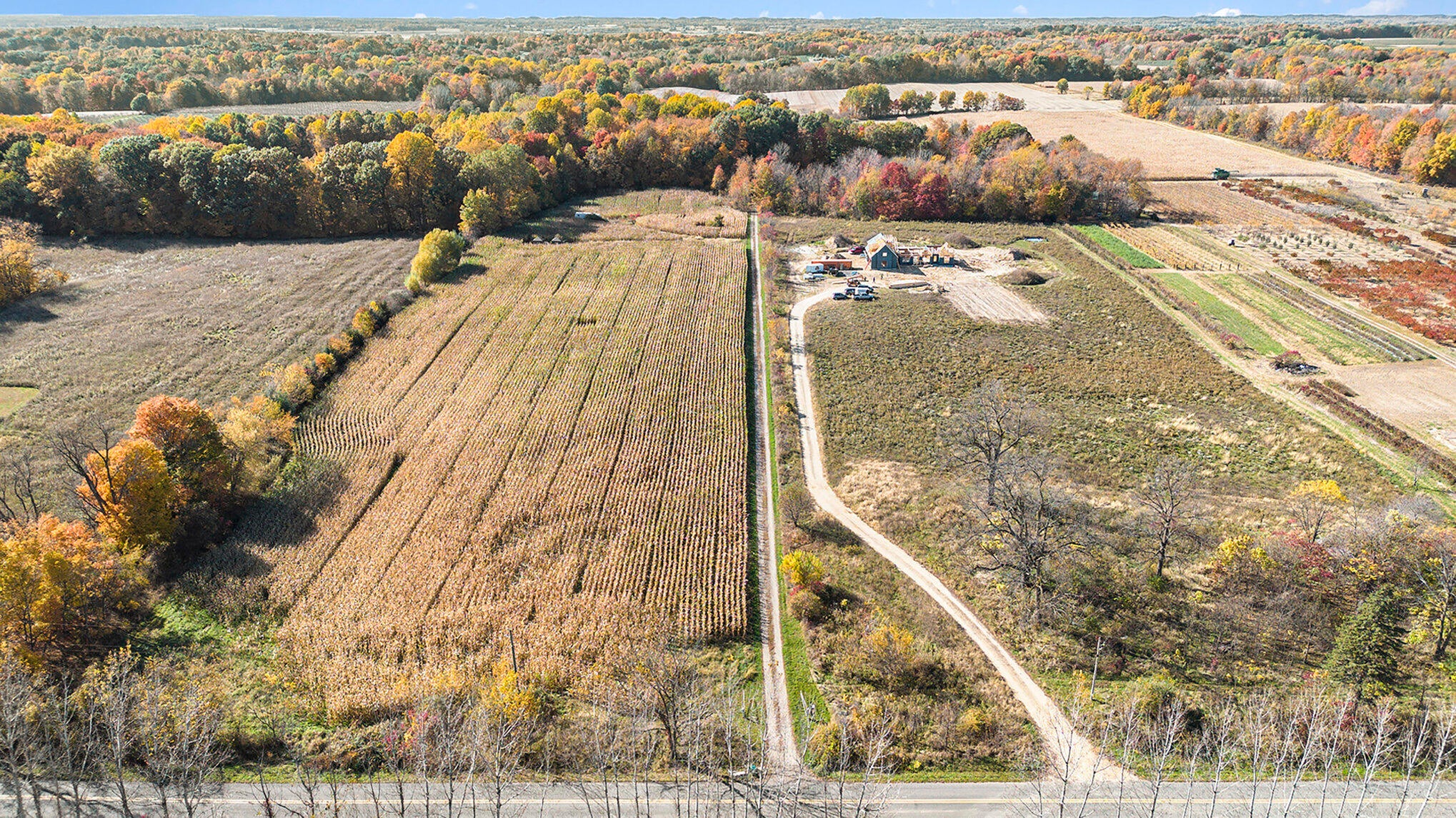 Berrien Springs, Michigan, 49103, United States, ,5 BathroomsBathrooms,Residential,Active,1849497