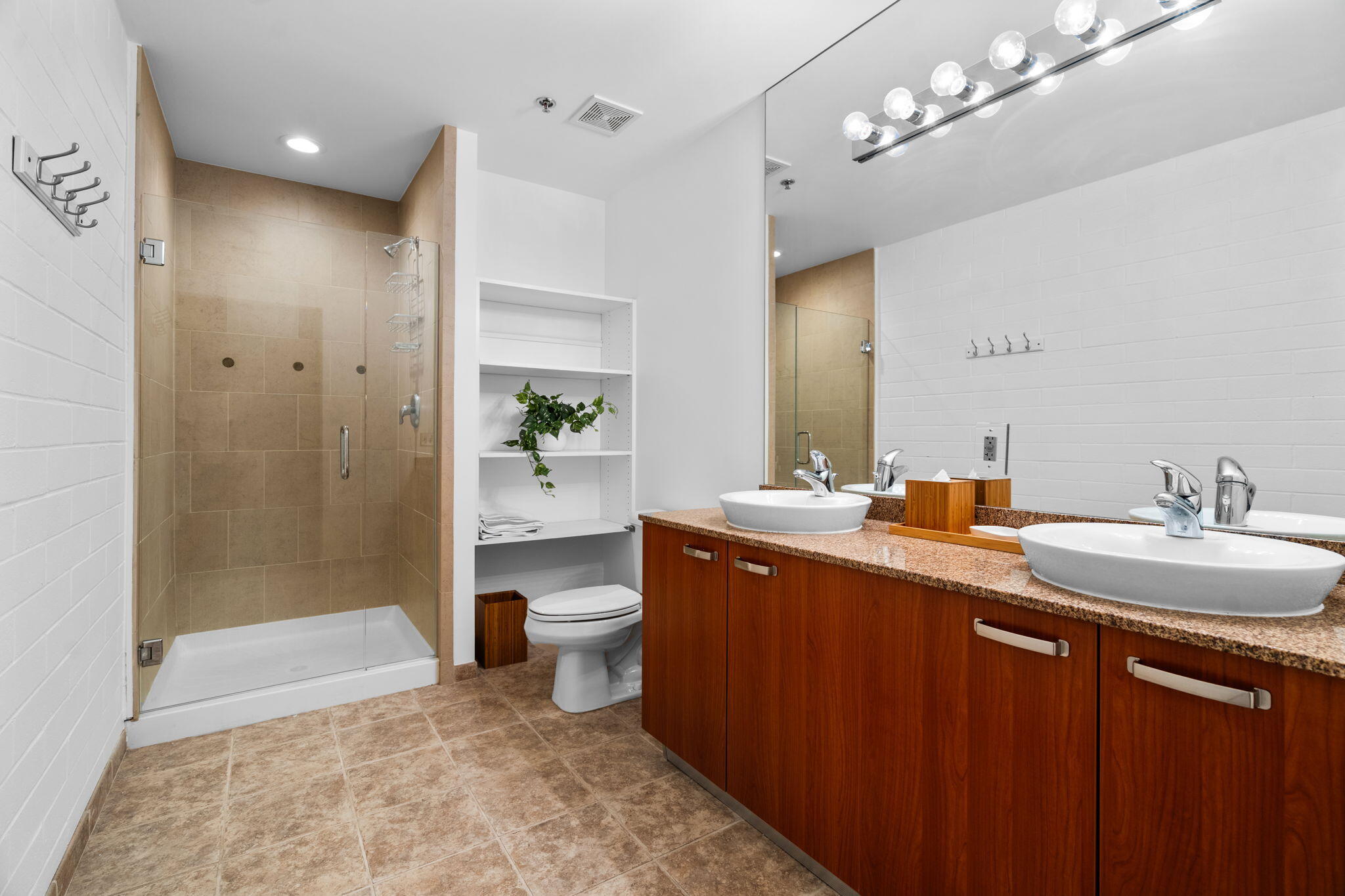 Ann Arbor, Michigan, 48104, United States, 3 Bedrooms Bedrooms, ,4 BathroomsBathrooms,Residential,Active,2007079