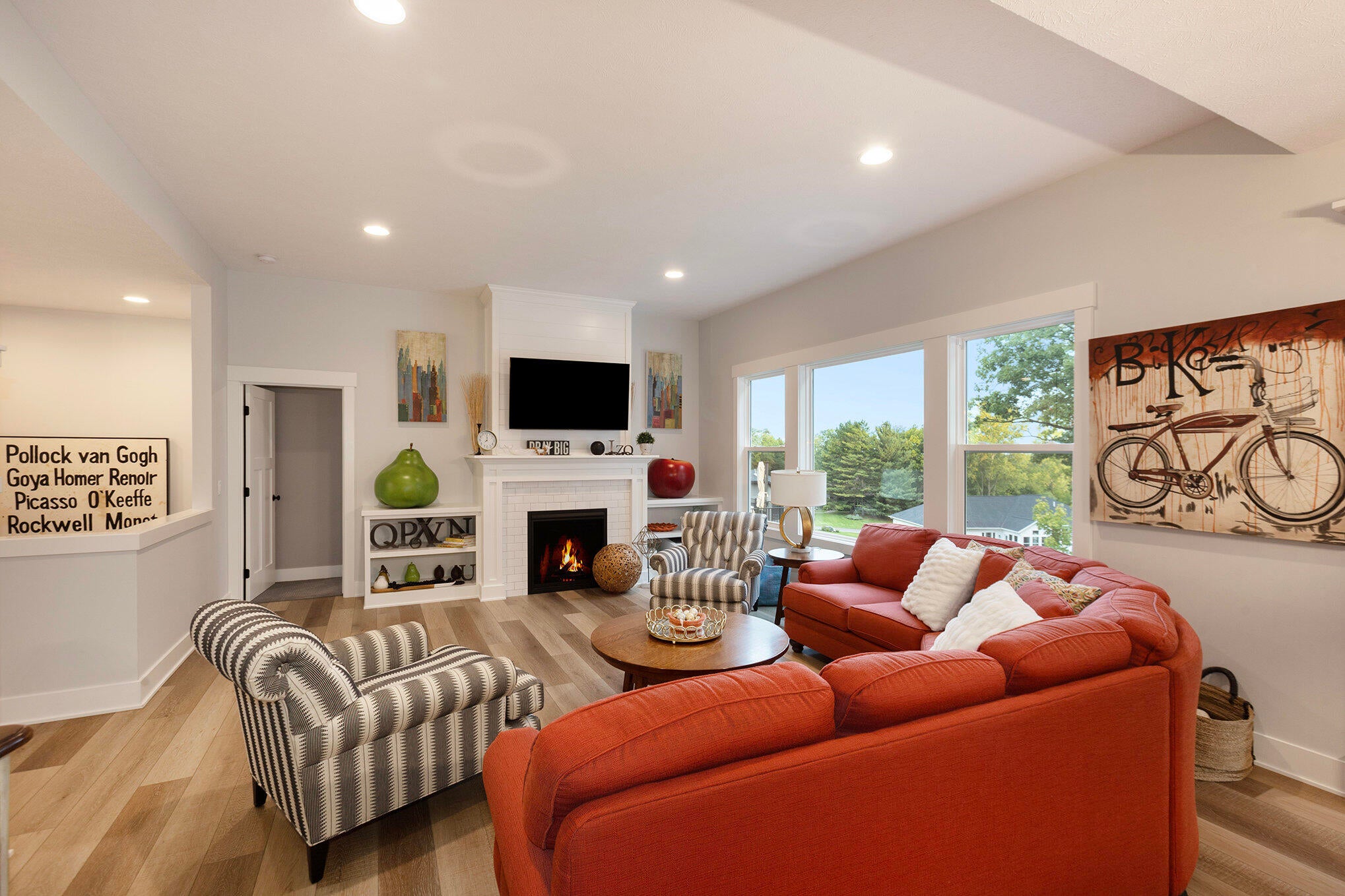 Grand Rapids, Michigan, 49525, United States, 4 Bedrooms Bedrooms, ,4 BathroomsBathrooms,Residential,Active,1987274