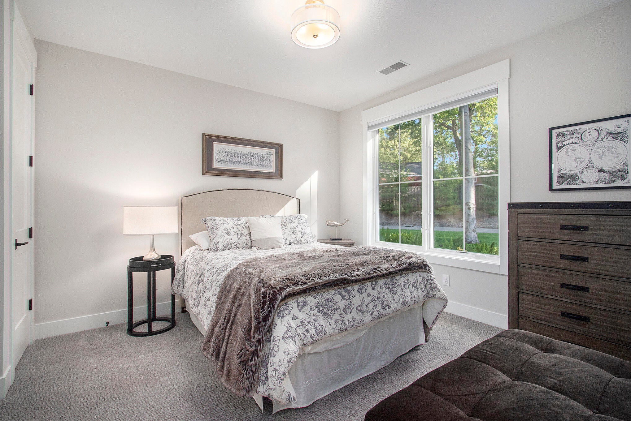 Holland, Michigan, 49424, United States, 3 Bedrooms Bedrooms, ,3 BathroomsBathrooms,Residential,Active,1970962